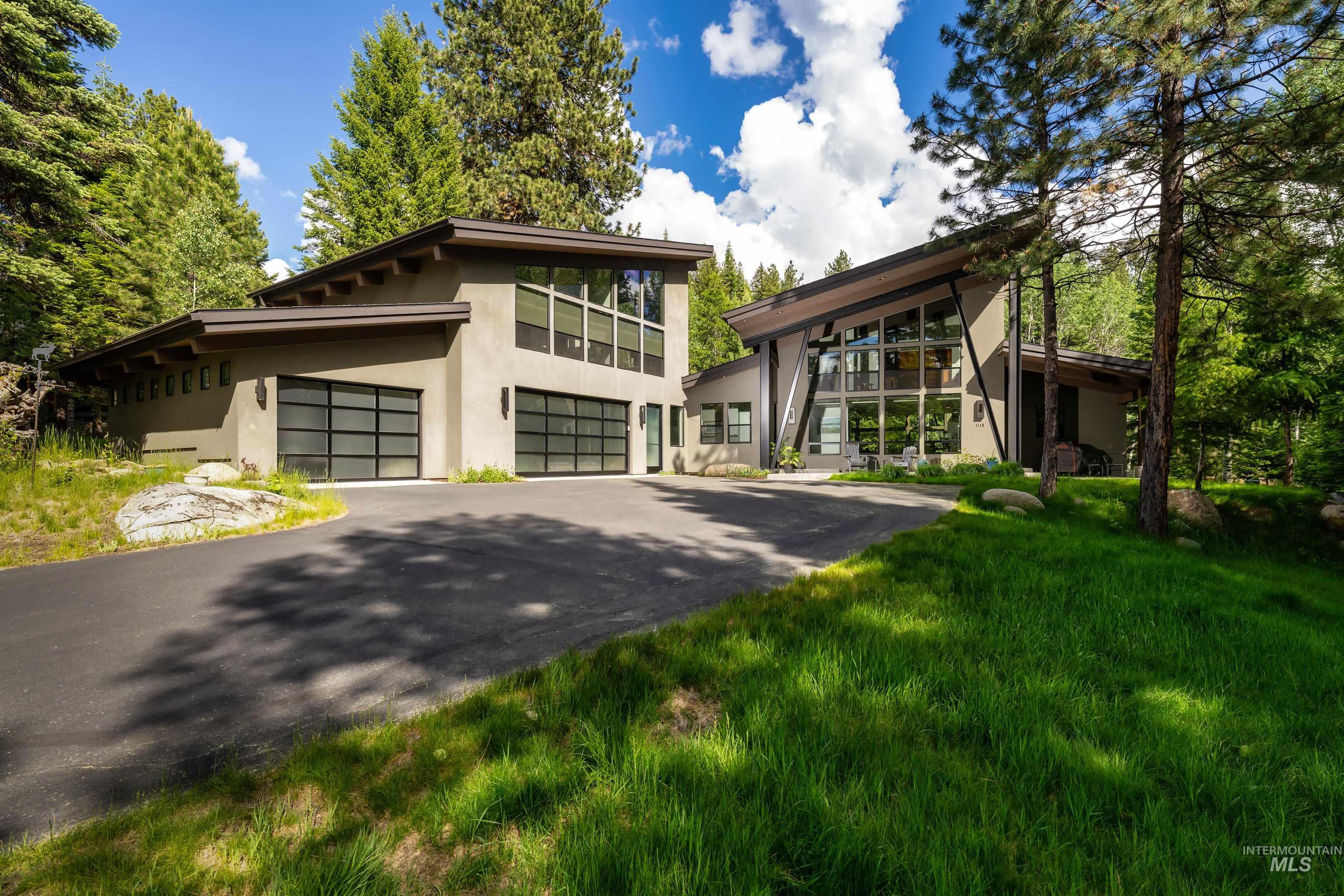 1115 Heaven's Gate Ct, McCall, Idaho 83638, 5 Bedrooms, 5.5 Bathrooms, Residential For Sale, Price $2,625,000, 98947630