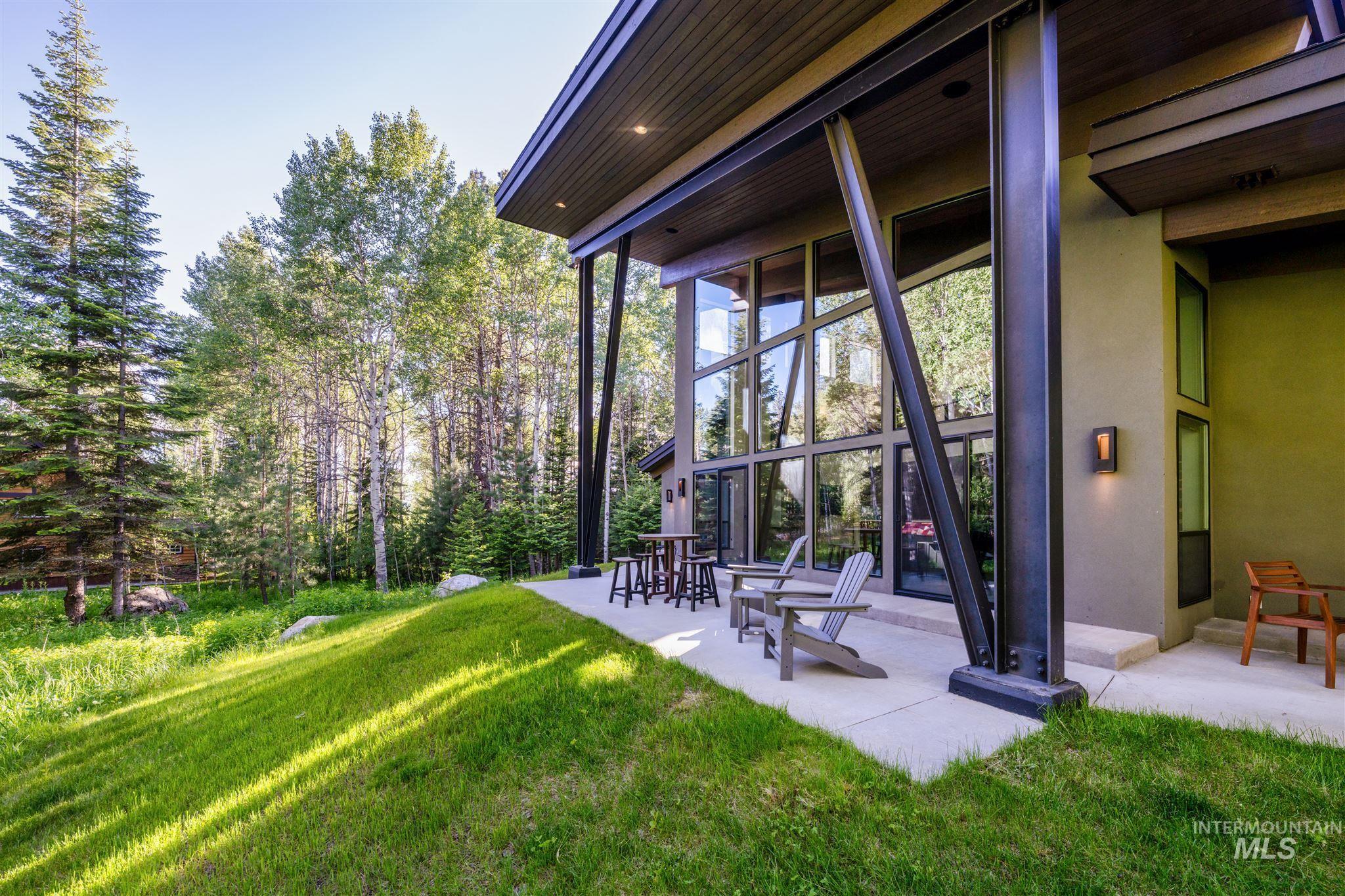 1115 Heaven's Gate Ct, McCall, Idaho 83638, 5 Bedrooms, 5.5 Bathrooms, Residential For Sale, Price $2,625,000, 98947630