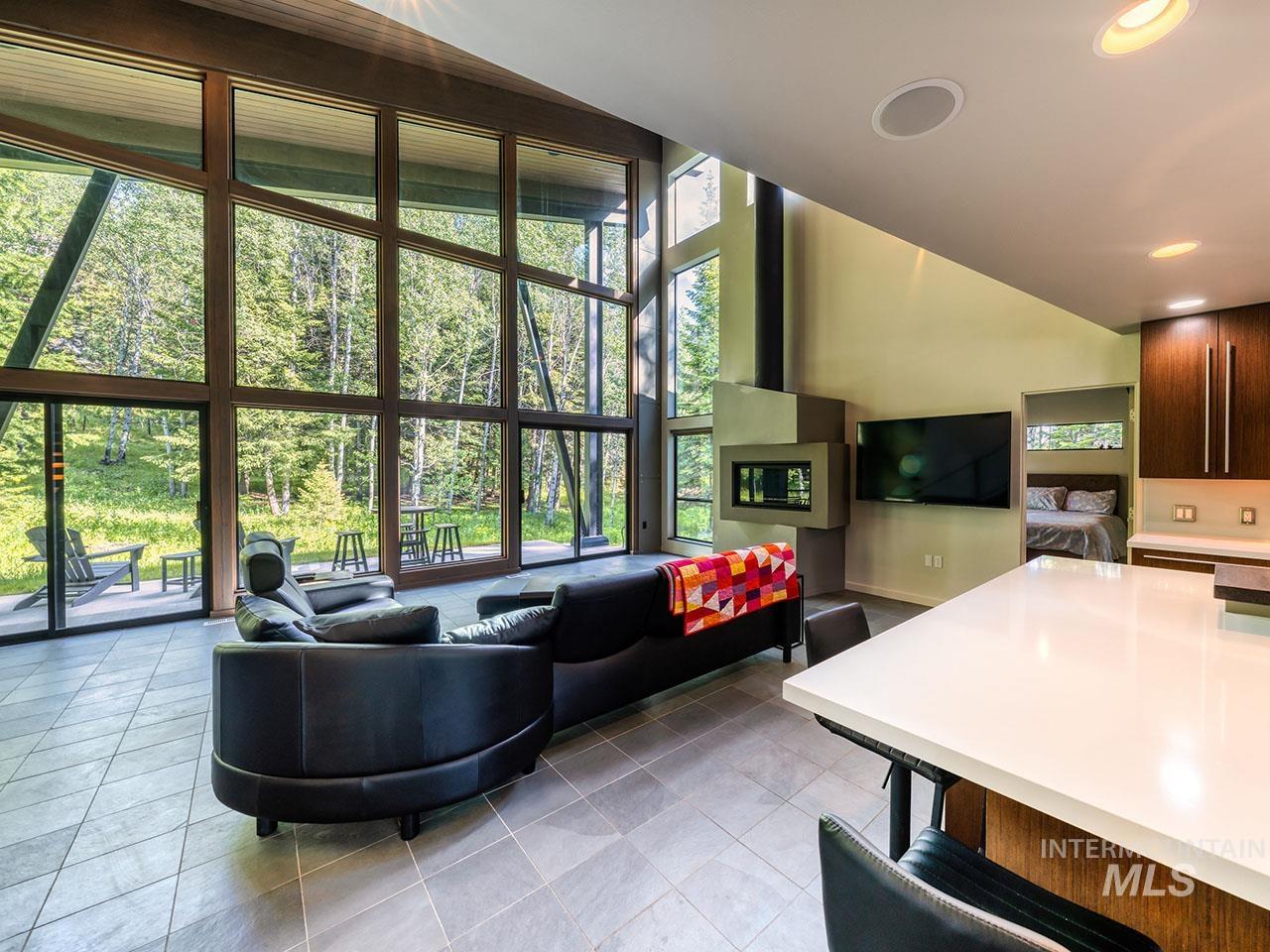 1115 Heaven's Gate Ct, McCall, Idaho 83638, 5 Bedrooms, 5.5 Bathrooms, Residential For Sale, Price $2,625,000, 98947630
