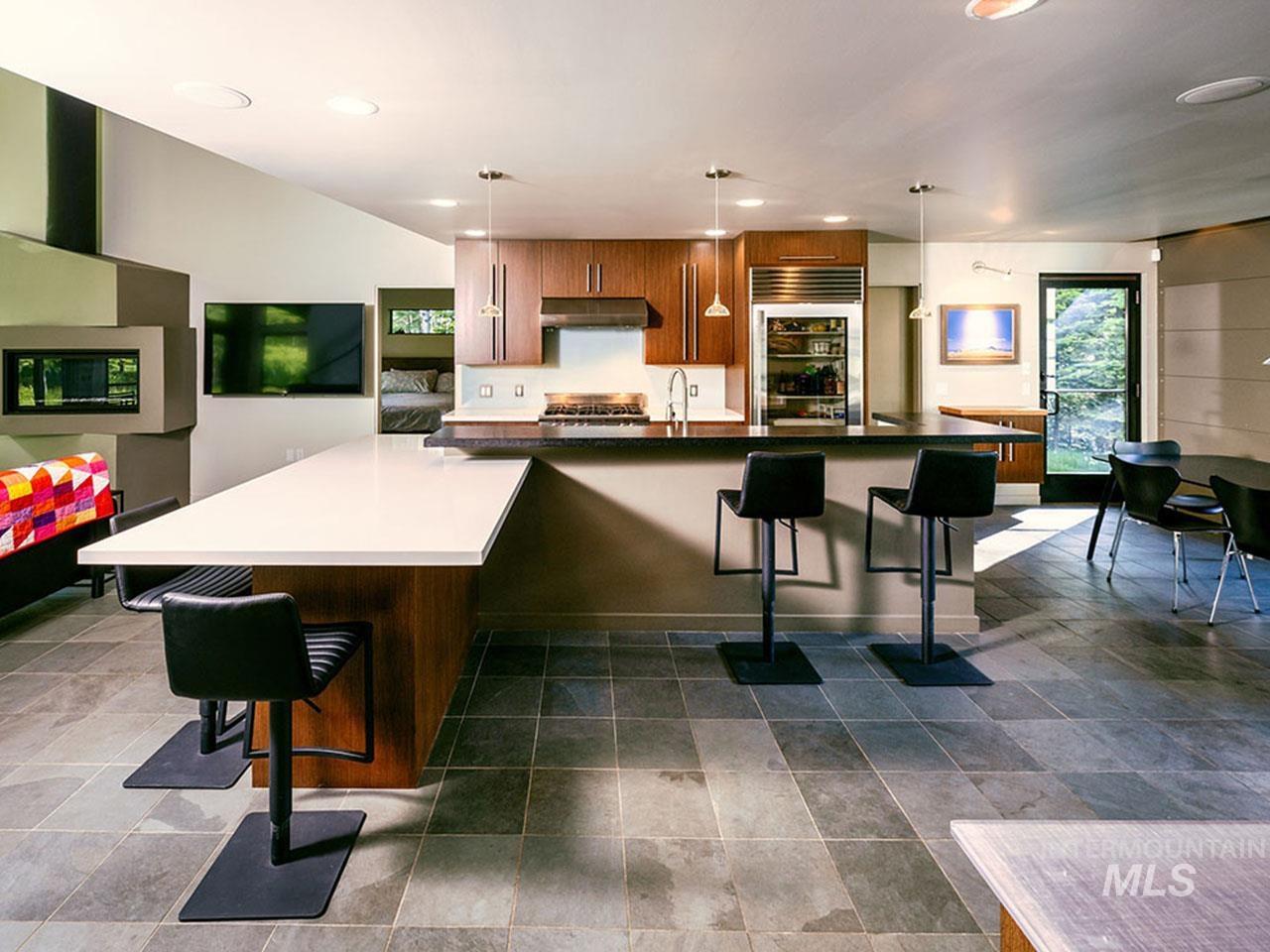 1115 Heaven's Gate Ct, McCall, Idaho 83638, 5 Bedrooms, 5.5 Bathrooms, Residential For Sale, Price $2,625,000, 98947630