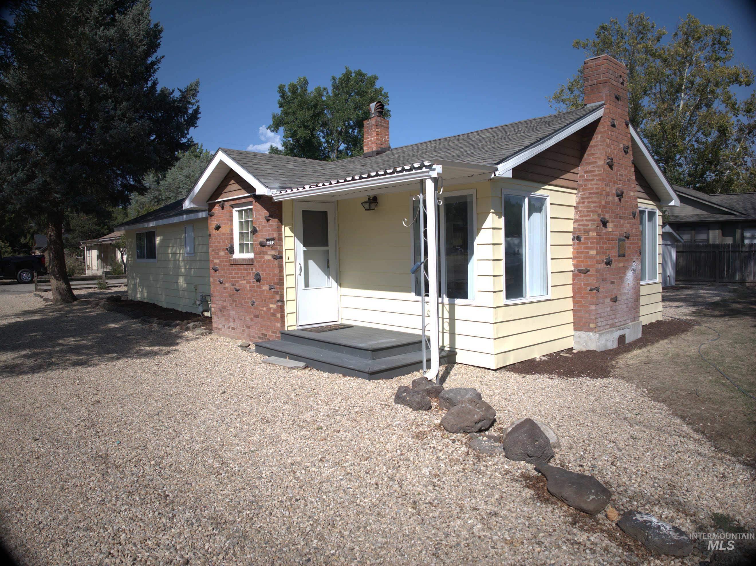 2912 S Harmony Ave, Boise, Idaho 83706, 3 Bedrooms, 2 Bathrooms, Residential For Sale, Price $424,900, 98947636