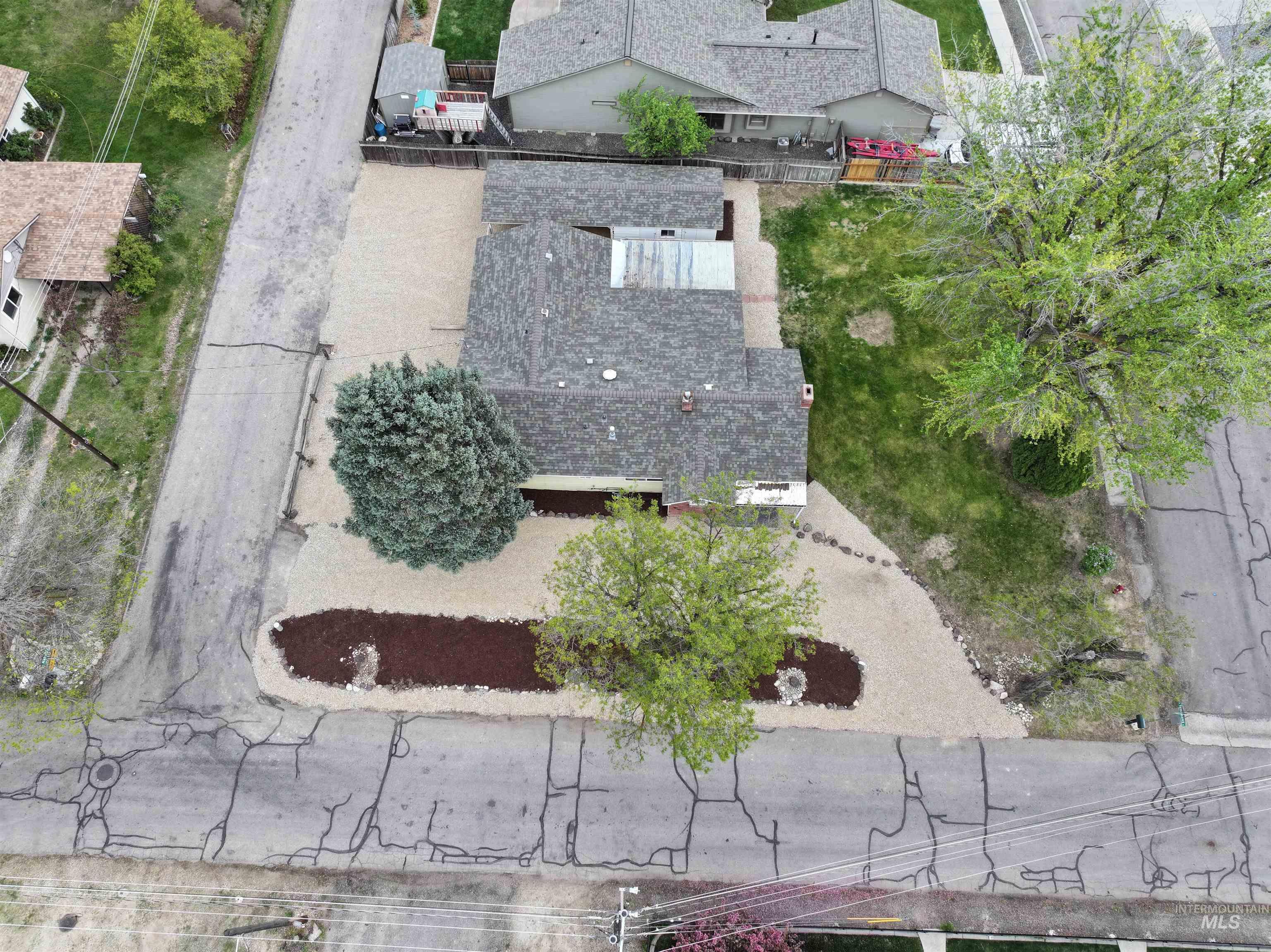 2912 S Harmony Ave, Boise, Idaho 83706, 3 Bedrooms, 2 Bathrooms, Residential For Sale, Price $424,900, 98947636