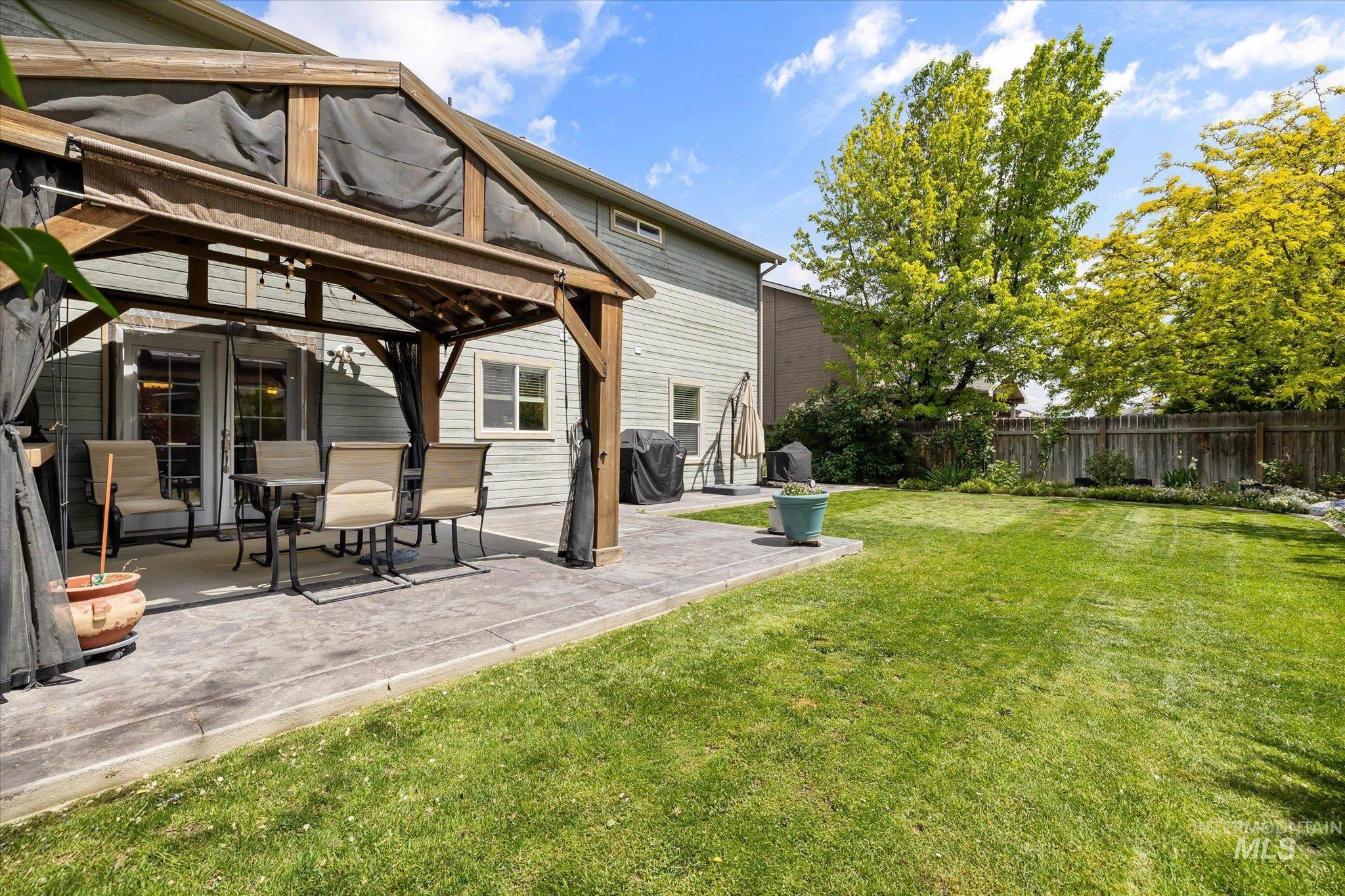 2023 E Wrightwood Dr., Meridian, Idaho 83642, 4 Bedrooms, 2.5 Bathrooms, Residential For Sale, Price $575,000, 98947650