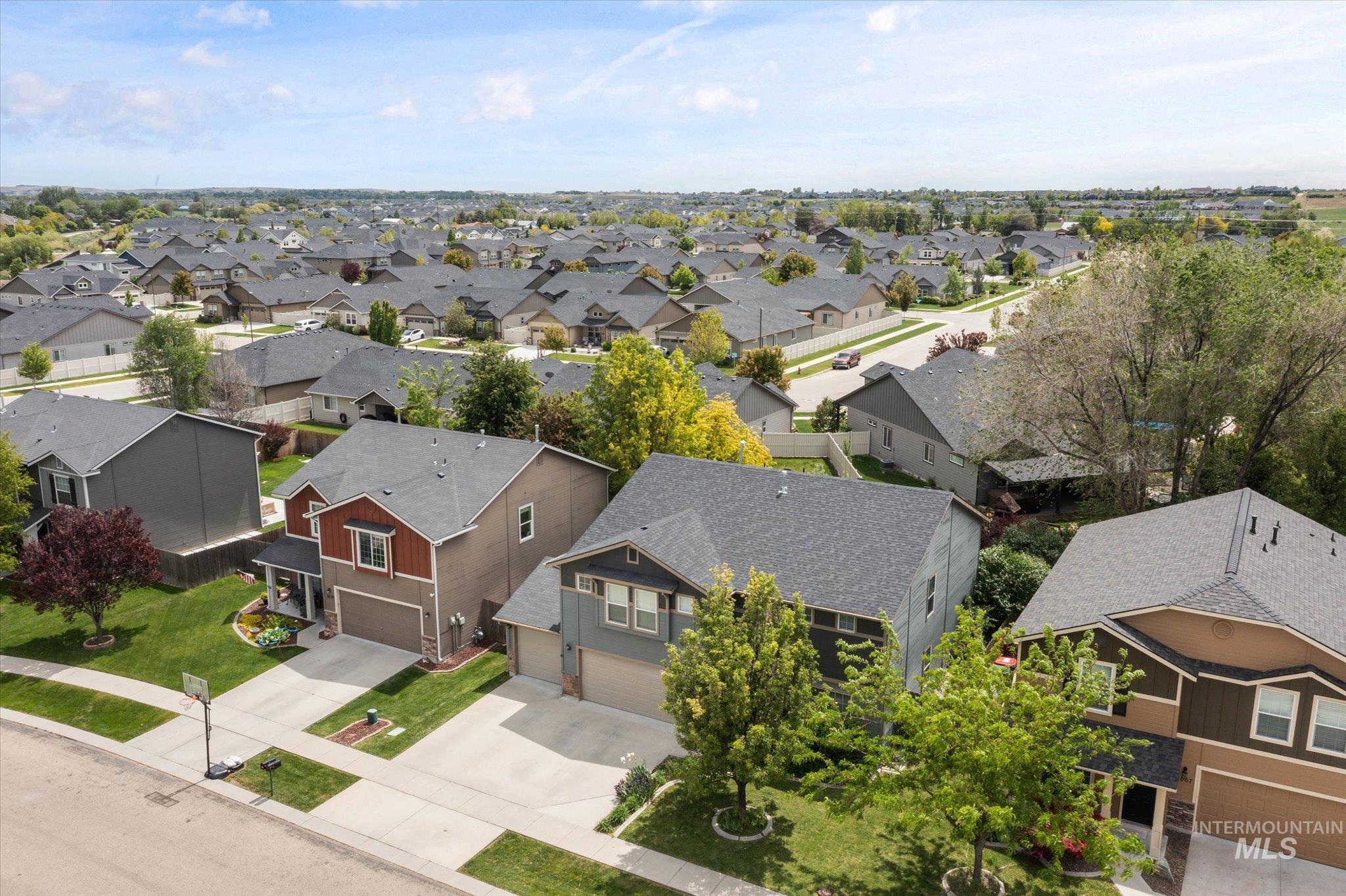 2023 E Wrightwood Dr., Meridian, Idaho 83642, 4 Bedrooms, 2.5 Bathrooms, Residential For Sale, Price $575,000, 98947650