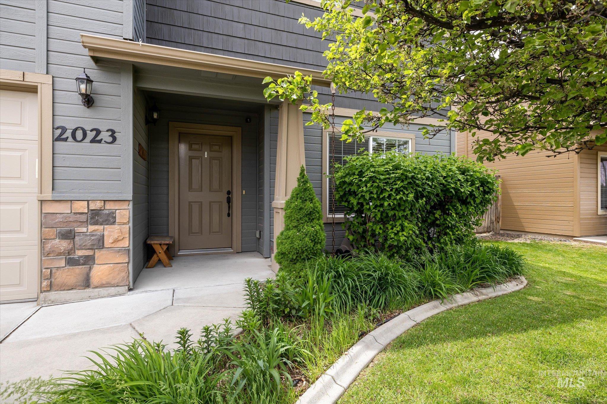 2023 E Wrightwood Dr., Meridian, Idaho 83642, 4 Bedrooms, 2.5 Bathrooms, Residential For Sale, Price $575,000, 98947650