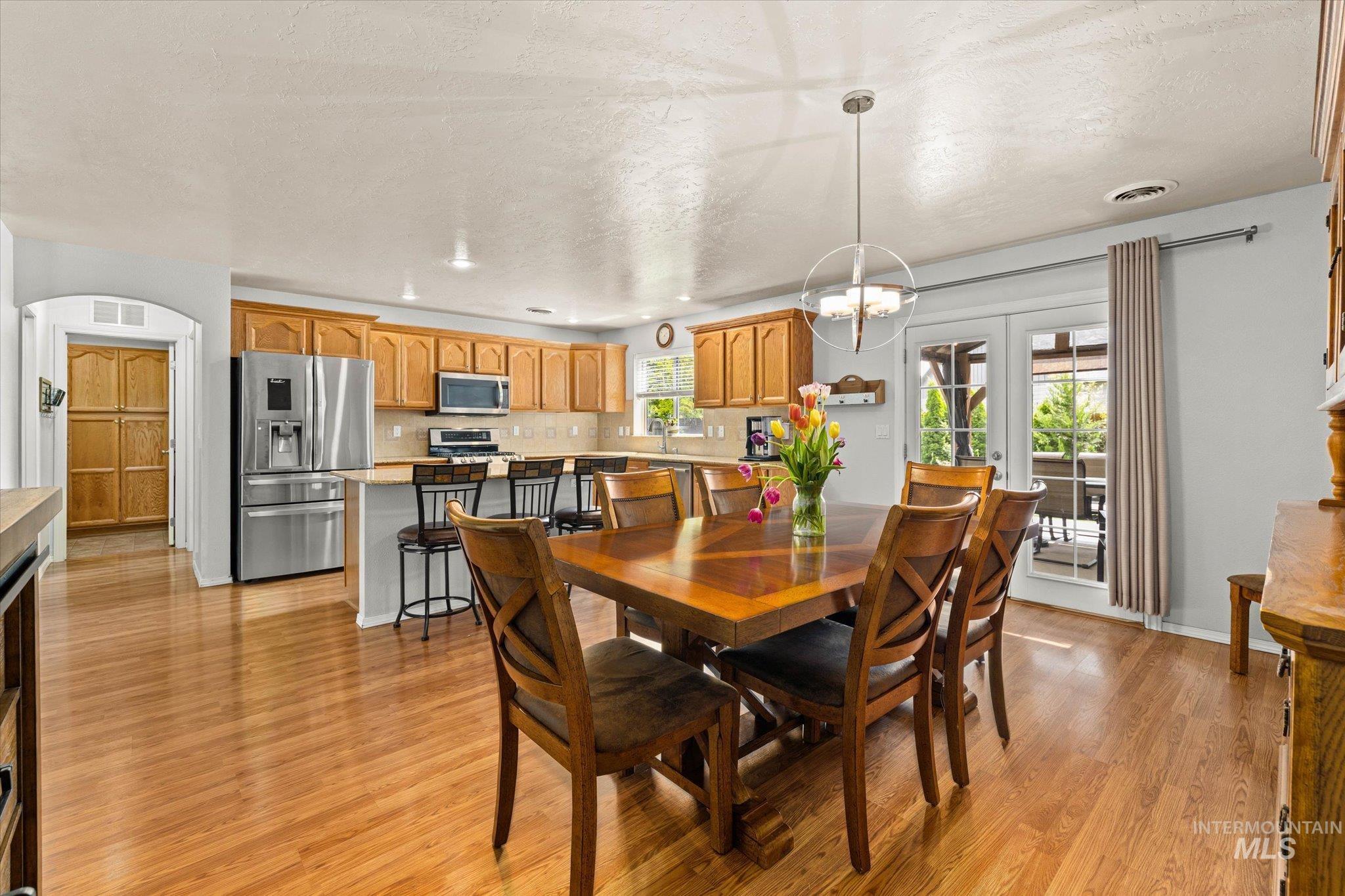 2023 E Wrightwood Dr., Meridian, Idaho 83642, 4 Bedrooms, 2.5 Bathrooms, Residential For Sale, Price $575,000, 98947650