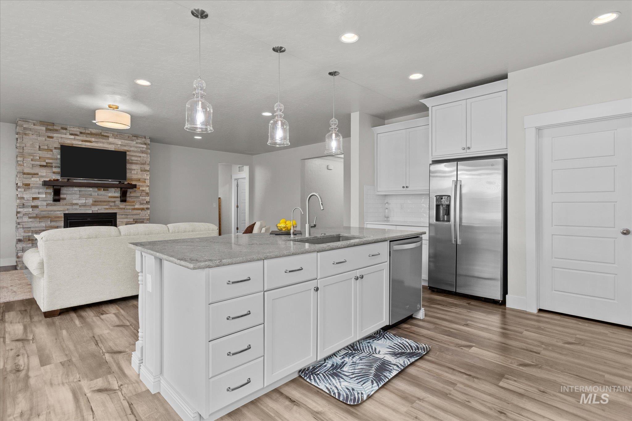 6413 E Path, Nampa, Idaho 83687, 4 Bedrooms, 3.5 Bathrooms, Residential For Sale, Price $629,999, 98947718
