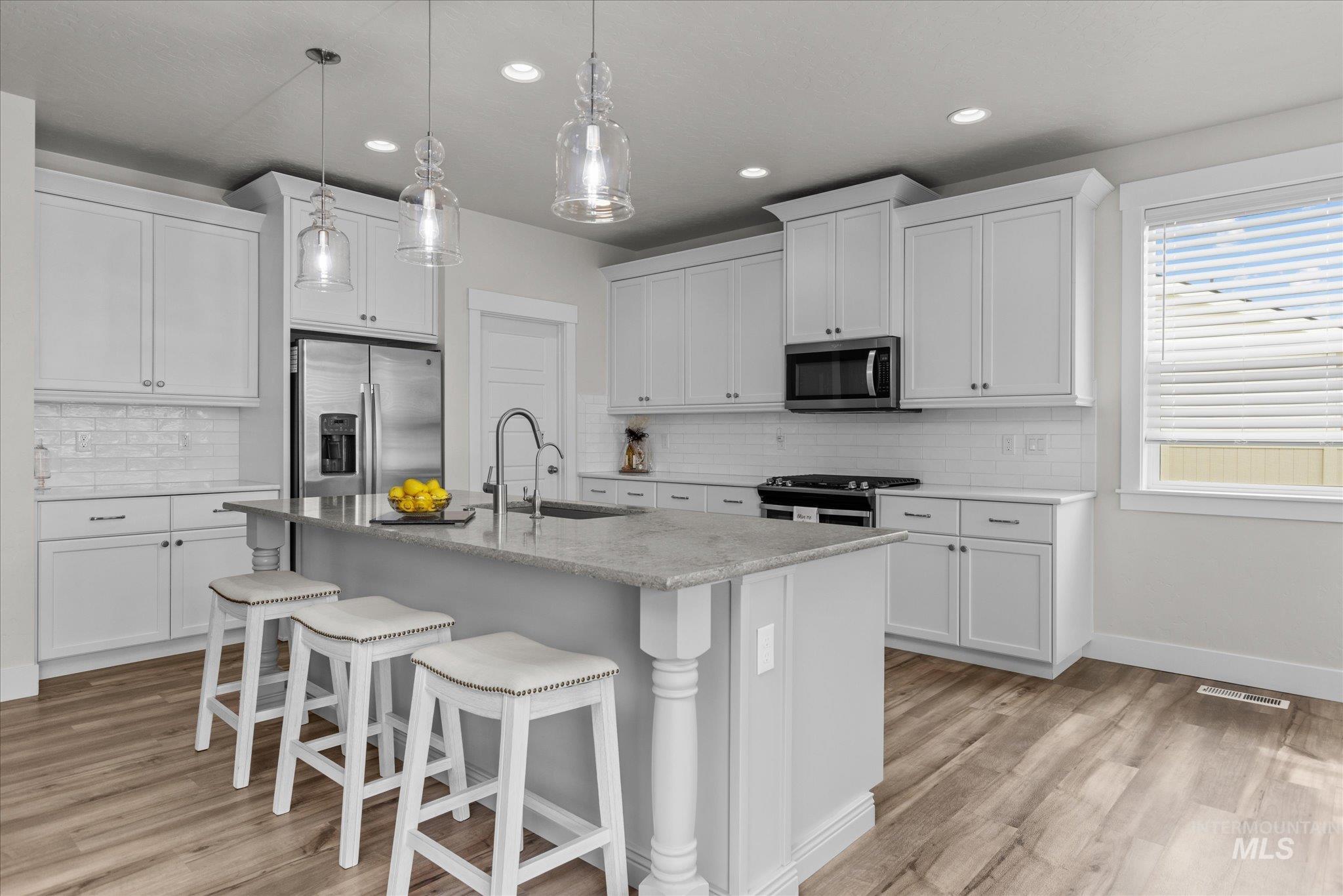 6413 E Path, Nampa, Idaho 83687, 4 Bedrooms, 3.5 Bathrooms, Residential For Sale, Price $629,999, 98947718