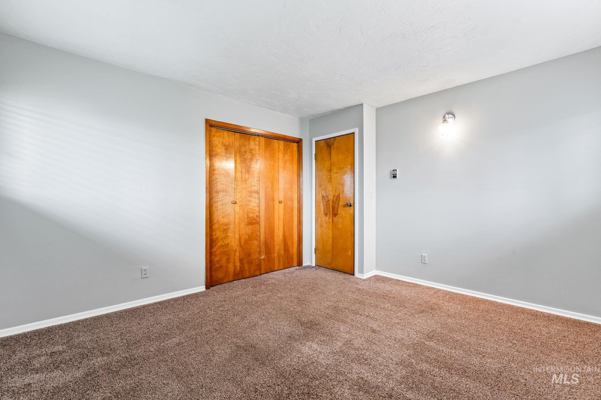 419 W 2nd St., Fairfield, Idaho 83327, 3 Bedrooms, 2 Bathrooms, Residential For Sale, Price $299,000, 98947720