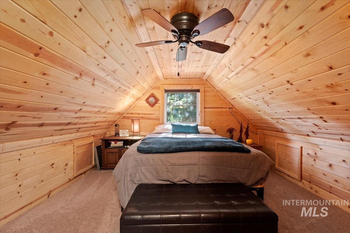 1589 Bear Trail Lp, Cascade, Idaho 83611, 3 Bedrooms, 1 Bathroom, Residential For Sale, Price $405,000, 98947738