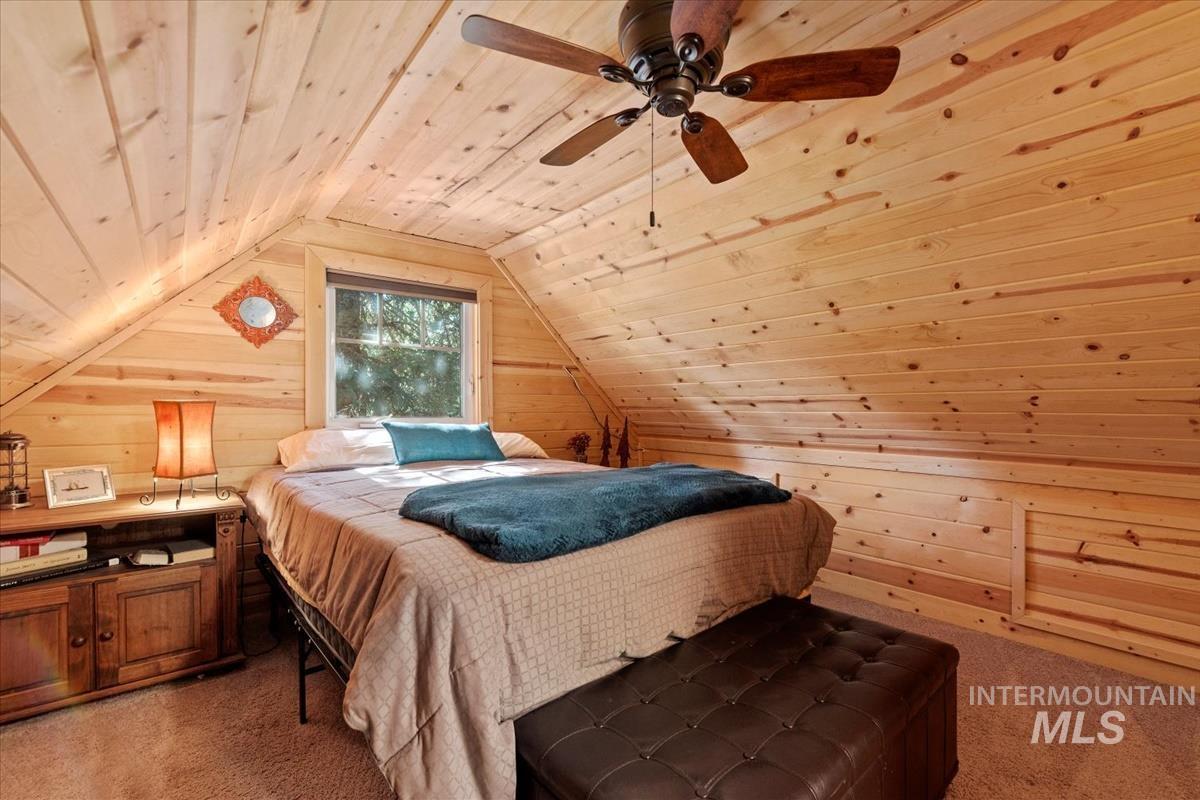 1589 Bear Trail Lp, Cascade, Idaho 83611, 3 Bedrooms, 1 Bathroom, Residential For Sale, Price $405,000, 98947738