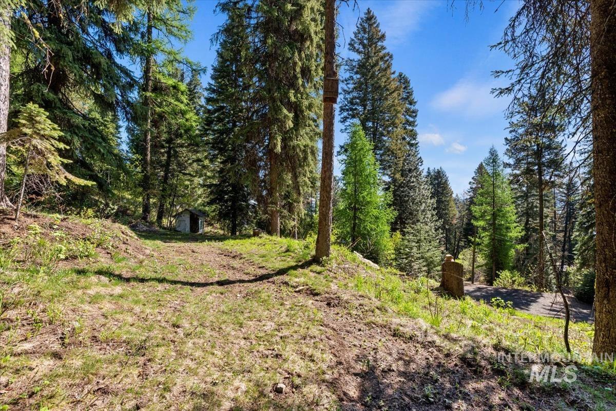 1589 Bear Trail Lp, Cascade, Idaho 83611, 3 Bedrooms, 1 Bathroom, Residential For Sale, Price $405,000, 98947738