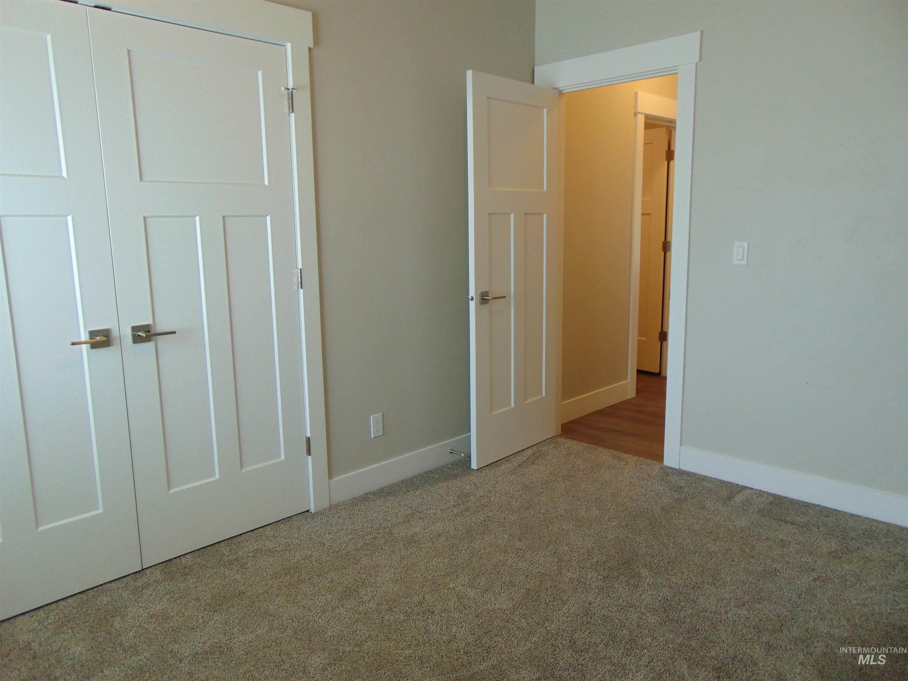1488 W Idaho Ave., Ontario, Oregon 97914, 3 Bedrooms, 2 Bathrooms, Residential For Sale, Price $364,900, 98947744