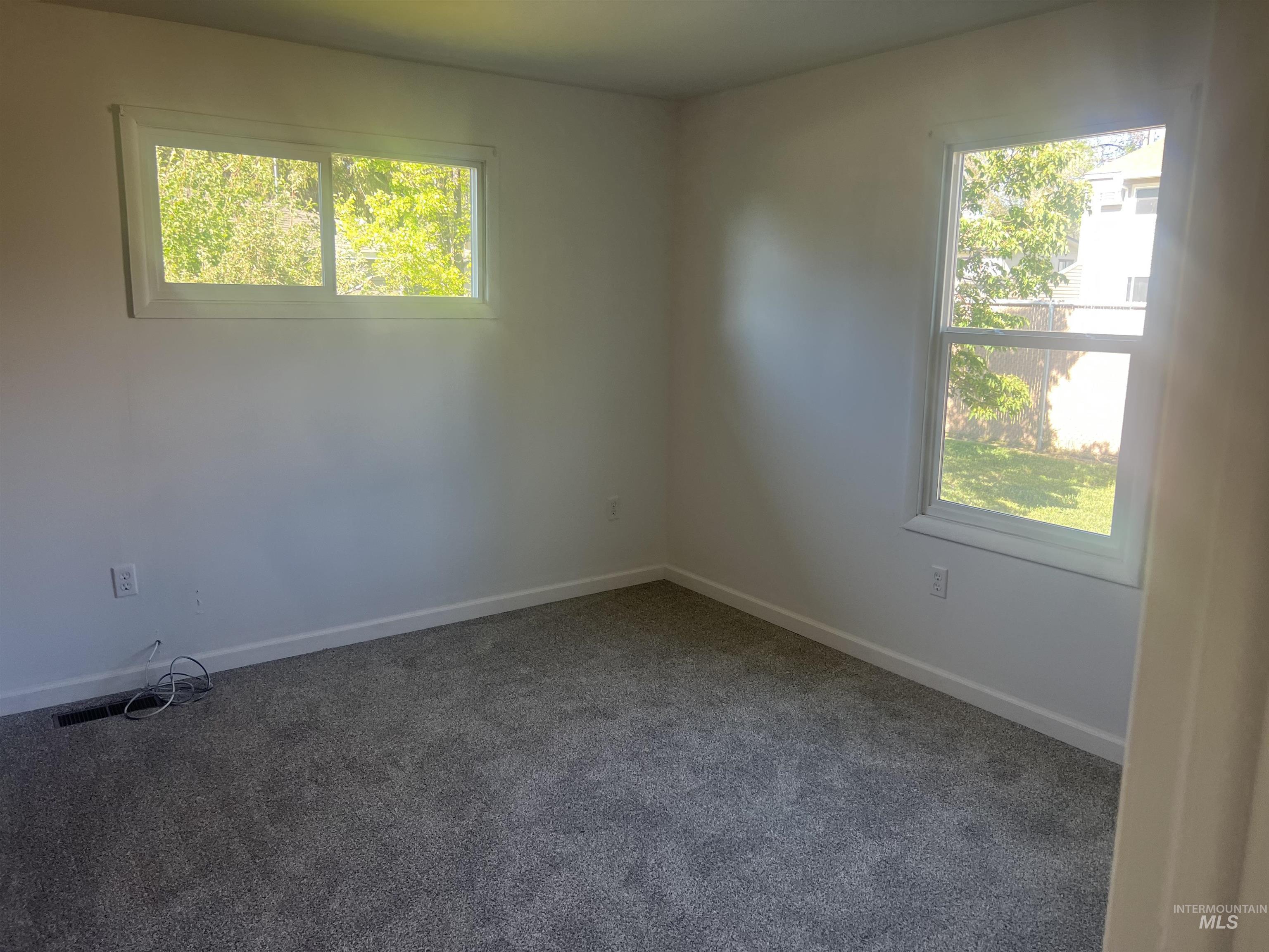 928 S Buchanan Street, Jerome, Idaho 83338, 3 Bedrooms, 1 Bathroom, Residential For Sale, Price $350,000, 98947752