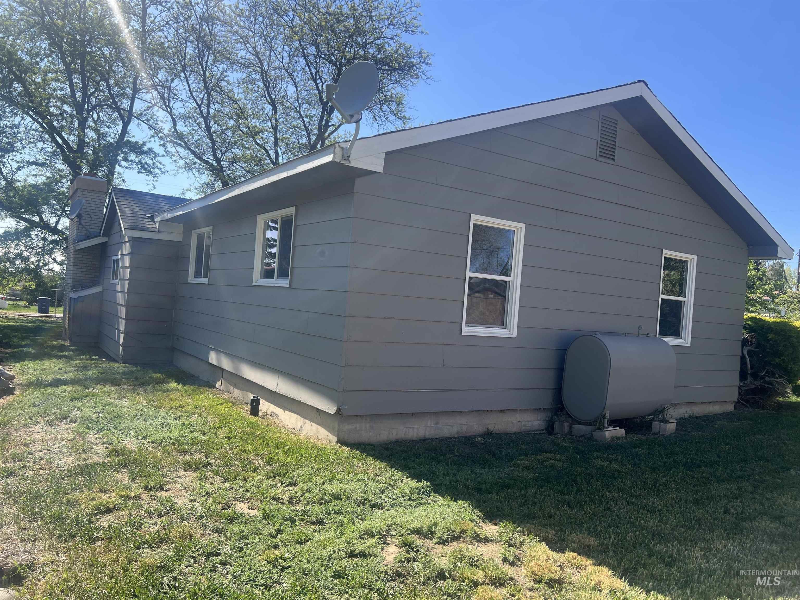 928 S Buchanan Street, Jerome, Idaho 83338, 3 Bedrooms, 1 Bathroom, Residential For Sale, Price $350,000, 98947752