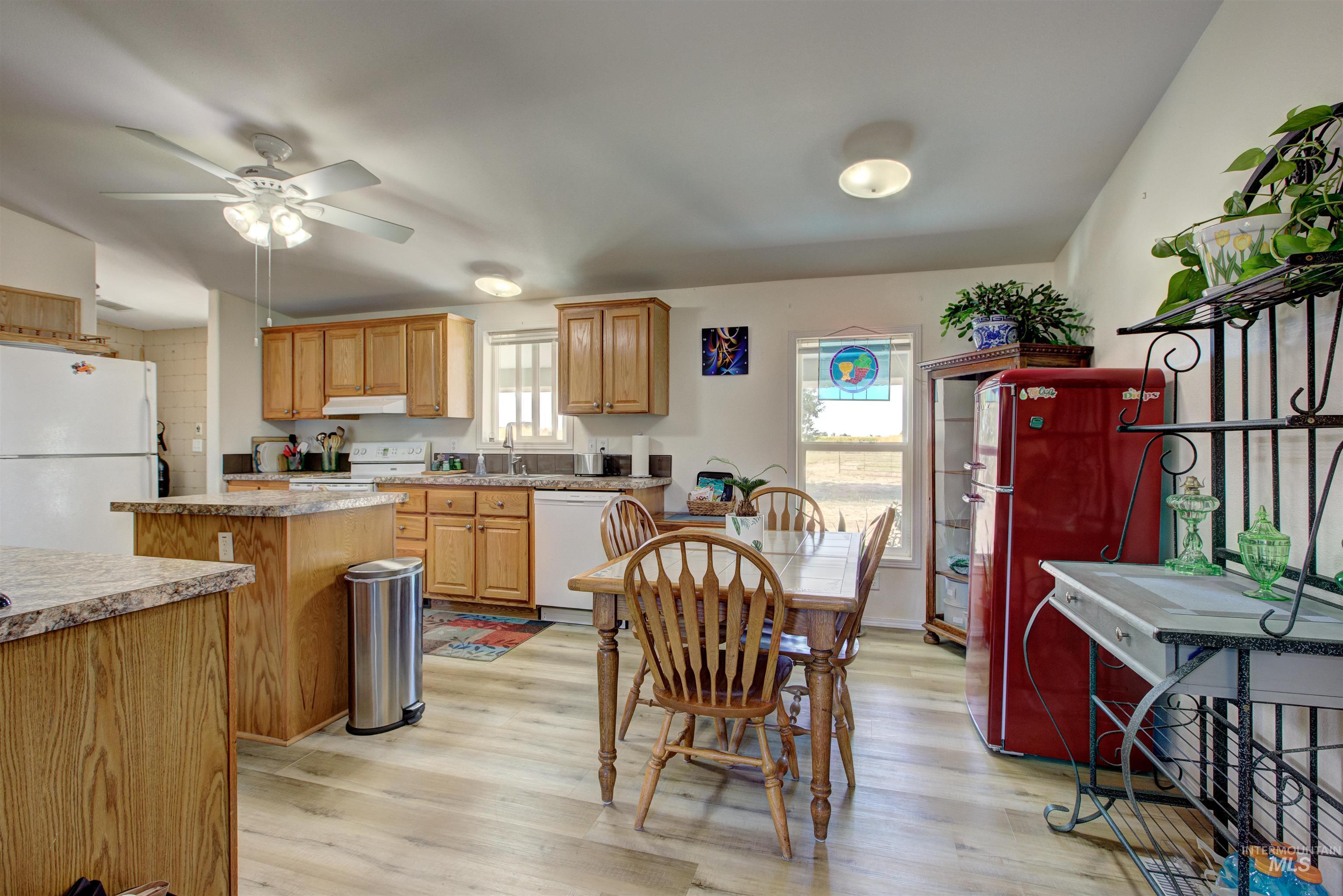 23124 Kingsbury Rd., Middleton, Idaho 83644, 4 Bedrooms, 3 Bathrooms, Residential For Sale, Price $599,000, 98947772