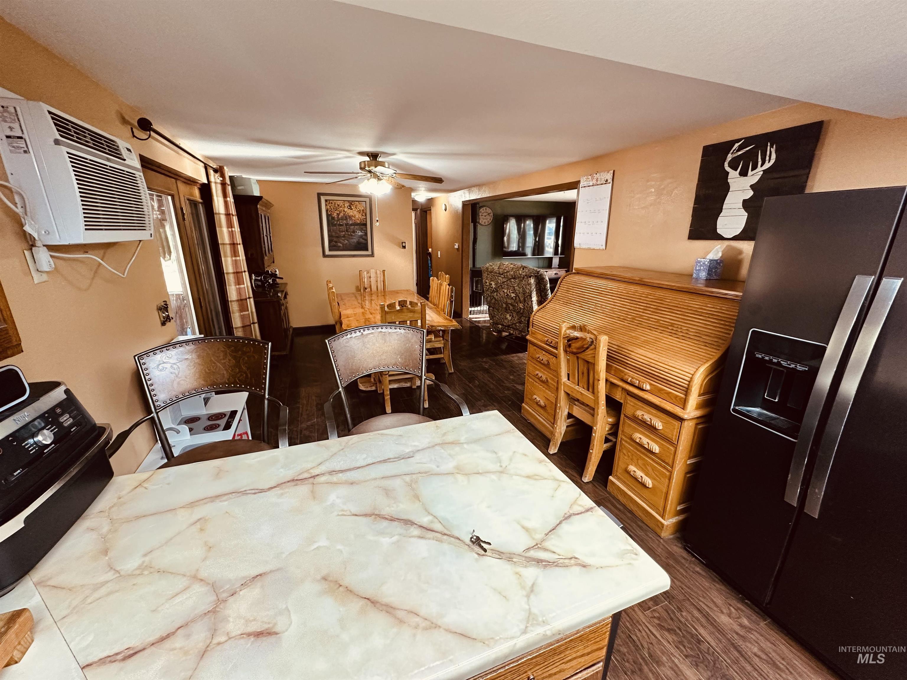 245 W 3rd st, Huntington, Oregon 97907, 3 Bedrooms, 2 Bathrooms, Residential For Sale, Price $385,000, 98947775