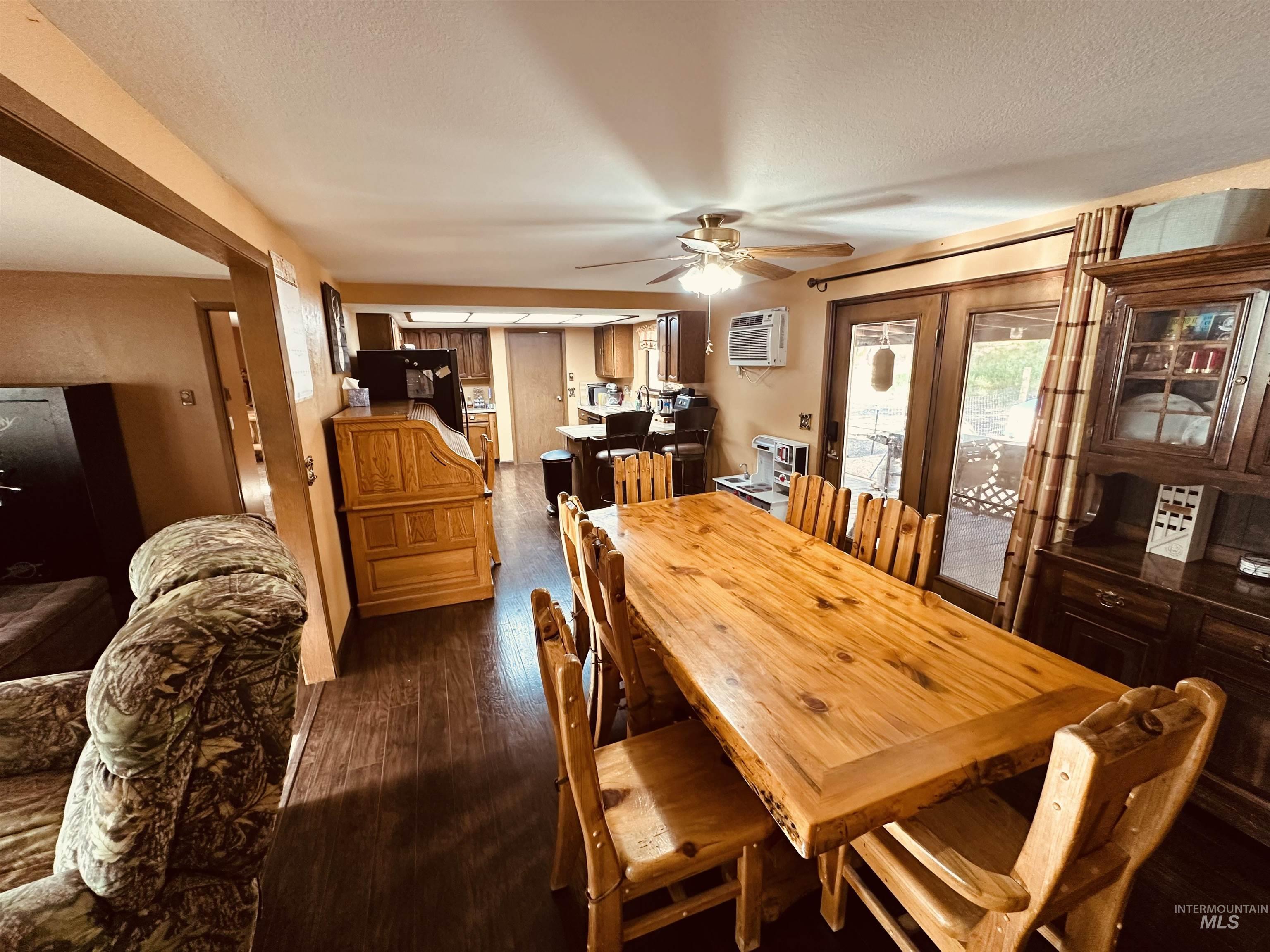 245 W 3rd st, Huntington, Oregon 97907, 3 Bedrooms, 2 Bathrooms, Residential For Sale, Price $385,000, 98947775