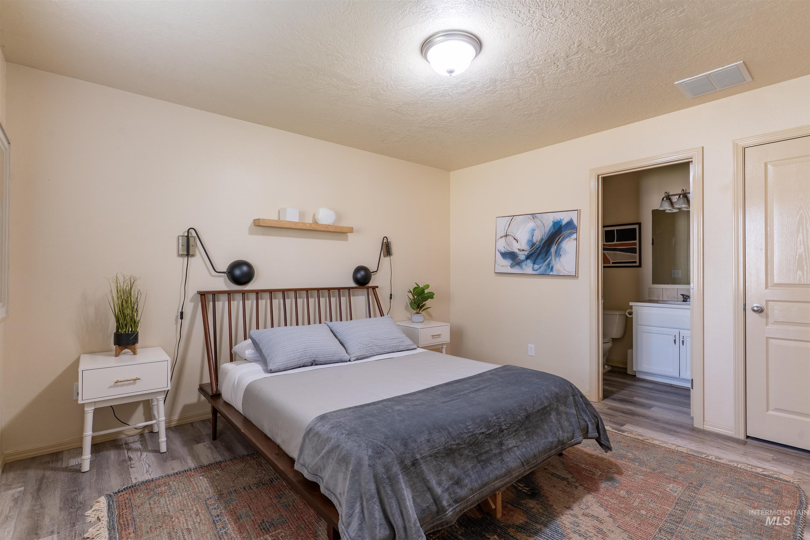 2245-2247 S. AMY AVE, Boise, Idaho 83706-4403, 3 Bedrooms, 2 Bathrooms, Residential Income For Sale, Price $715,000, 98947811