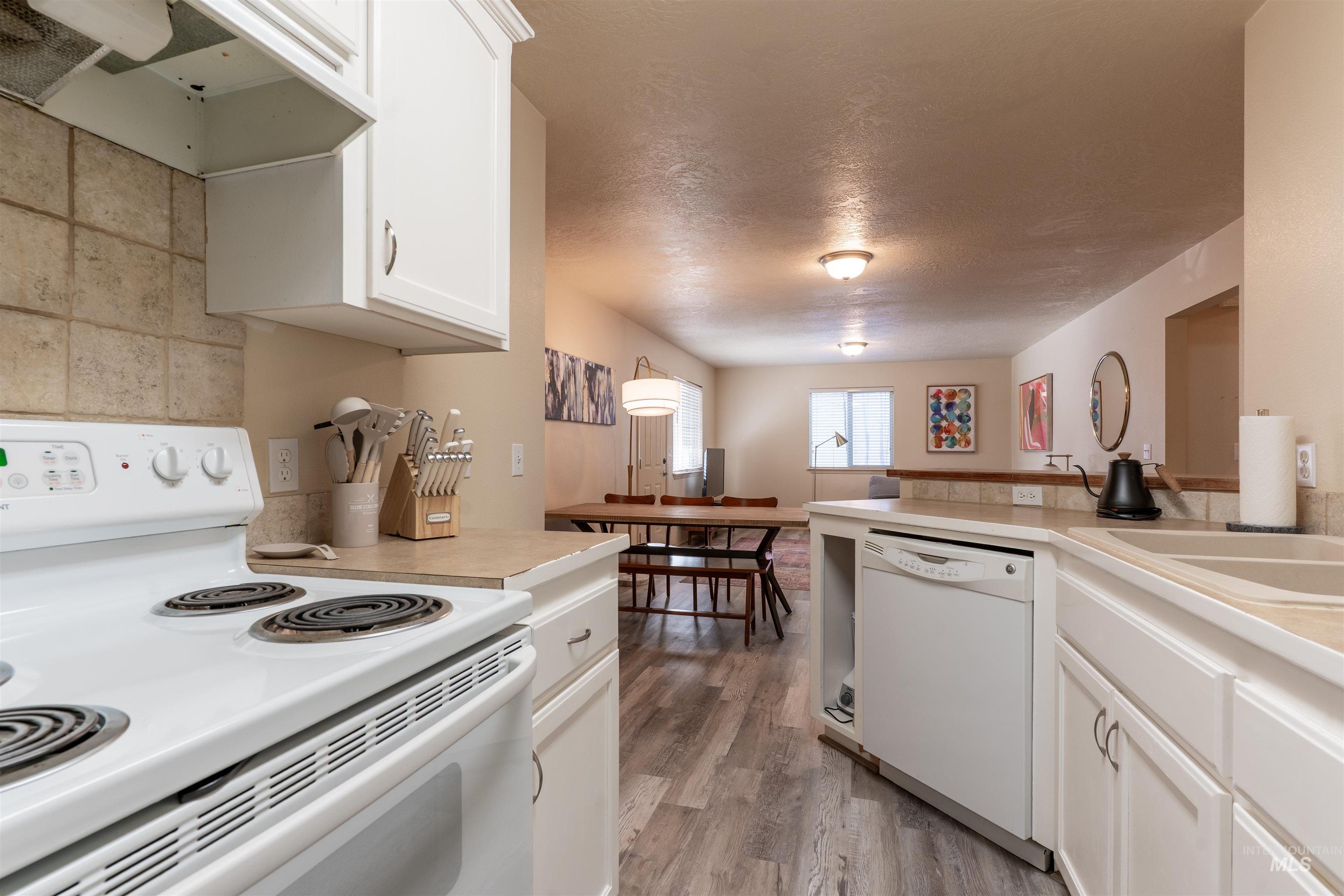 2245-2247 S. AMY AVE, Boise, Idaho 83706-4403, 3 Bedrooms, 2 Bathrooms, Residential Income For Sale, Price $715,000, 98947811