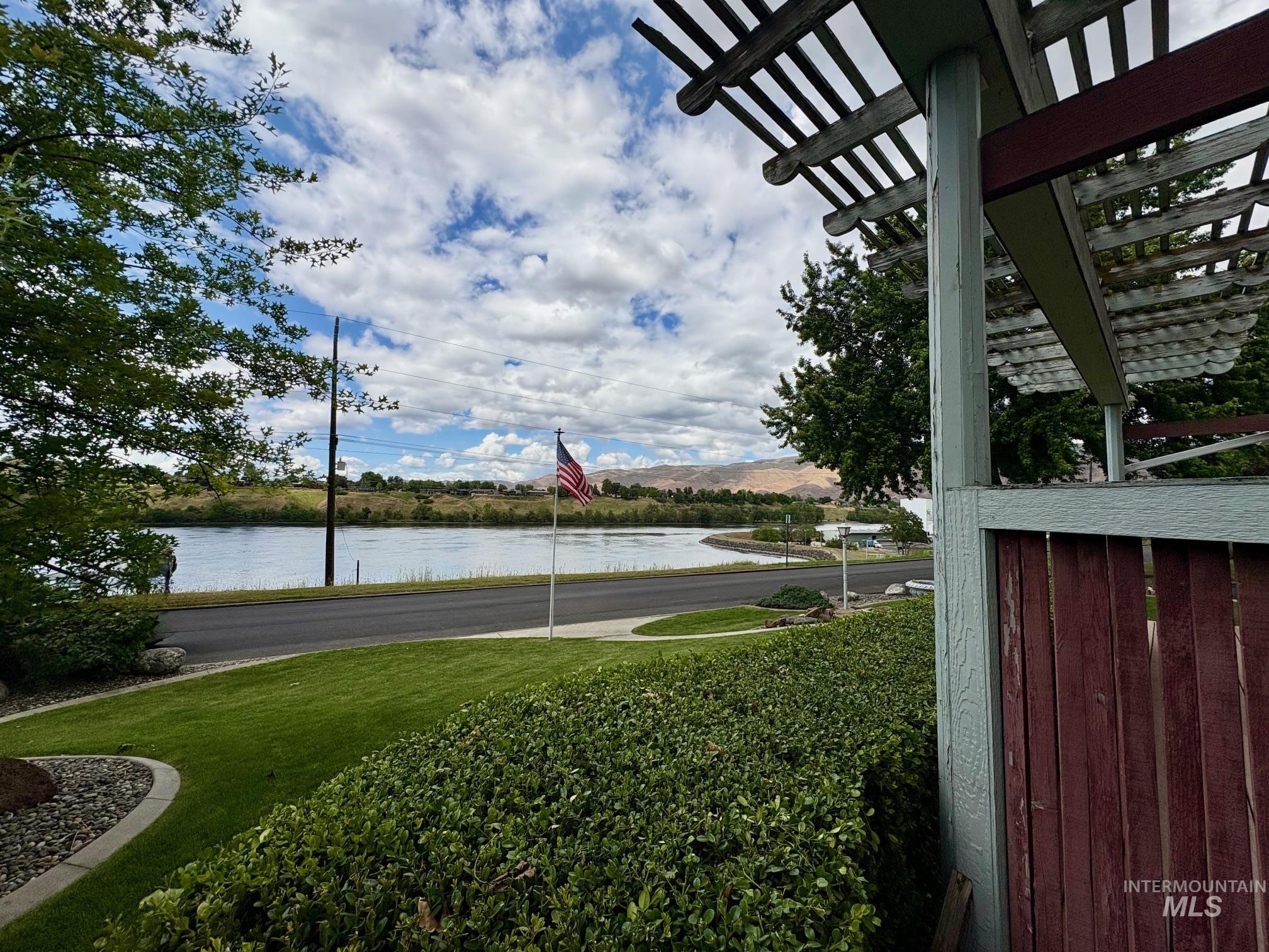 1615 Prospect Ave, Lewiston, Idaho 83501, 4 Bedrooms, 2.5 Bathrooms, Residential For Sale, Price $459,900, 98947819