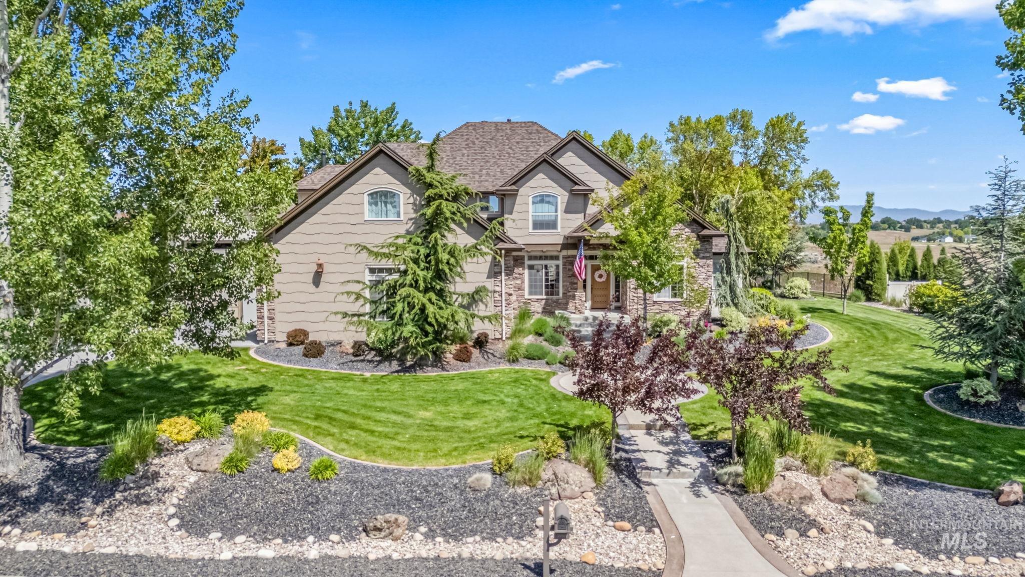 5908 N Highhill Place, Star, Idaho 83669, 6 Bedrooms, 5.5 Bathrooms, Residential For Sale, Price $1,550,000, 98947855