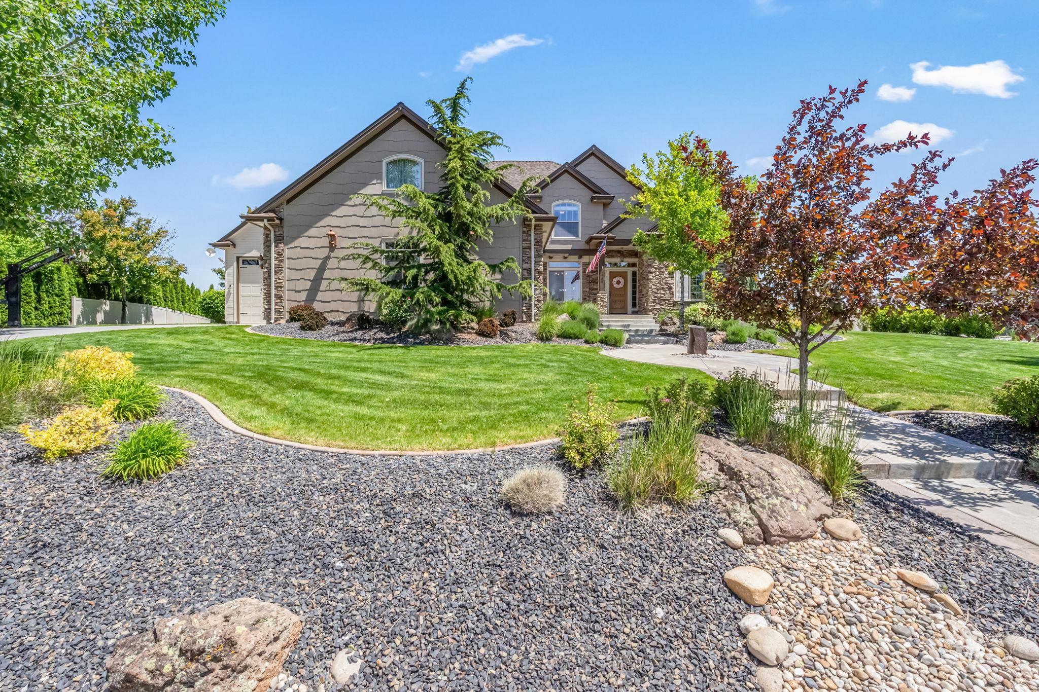 5908 N Highhill Place, Star, Idaho 83669, 6 Bedrooms, 5.5 Bathrooms, Residential For Sale, Price $1,550,000, 98947855