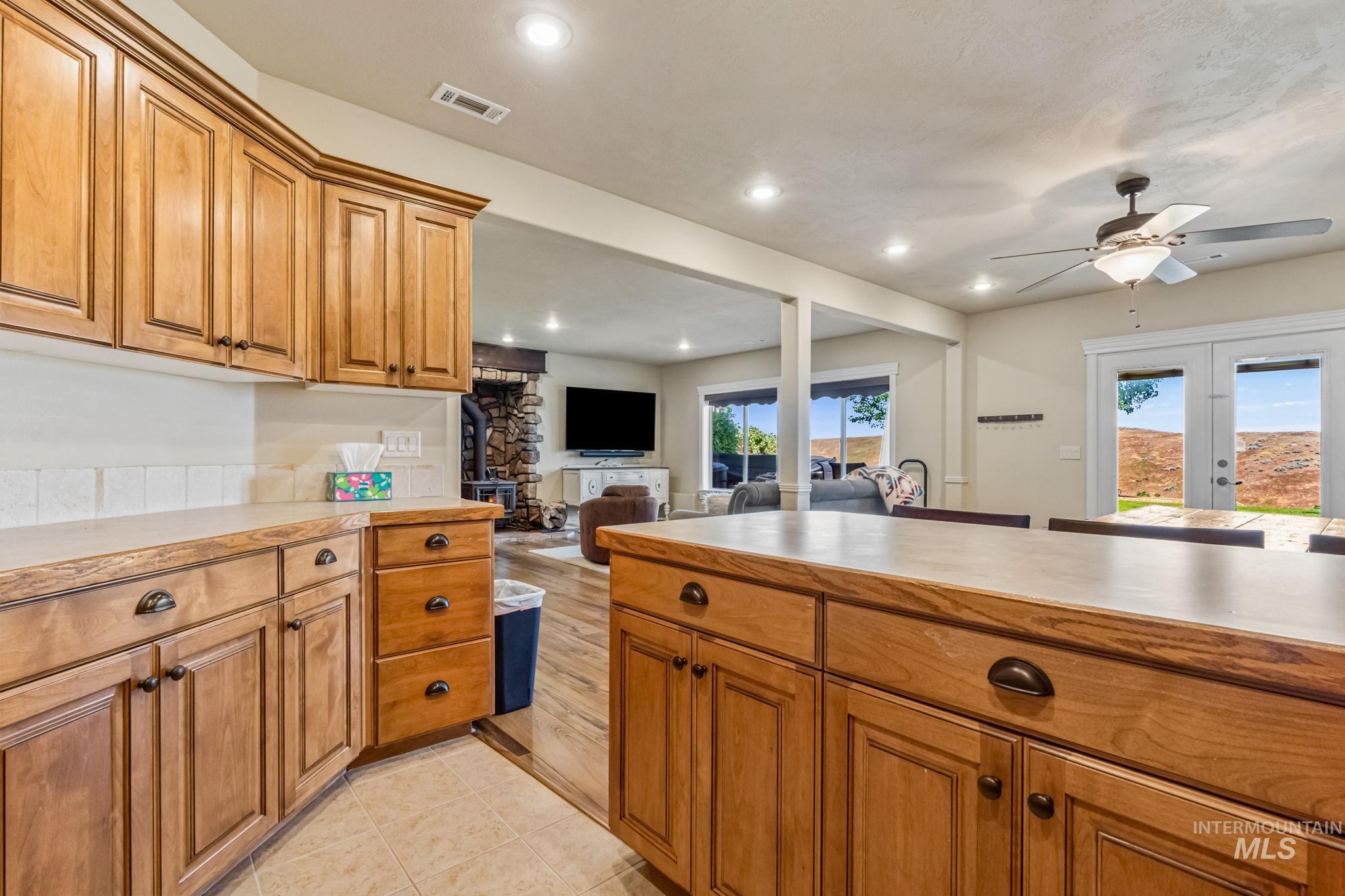 5908 N Highhill Place, Star, Idaho 83669, 6 Bedrooms, 5.5 Bathrooms, Residential For Sale, Price $1,550,000, 98947855