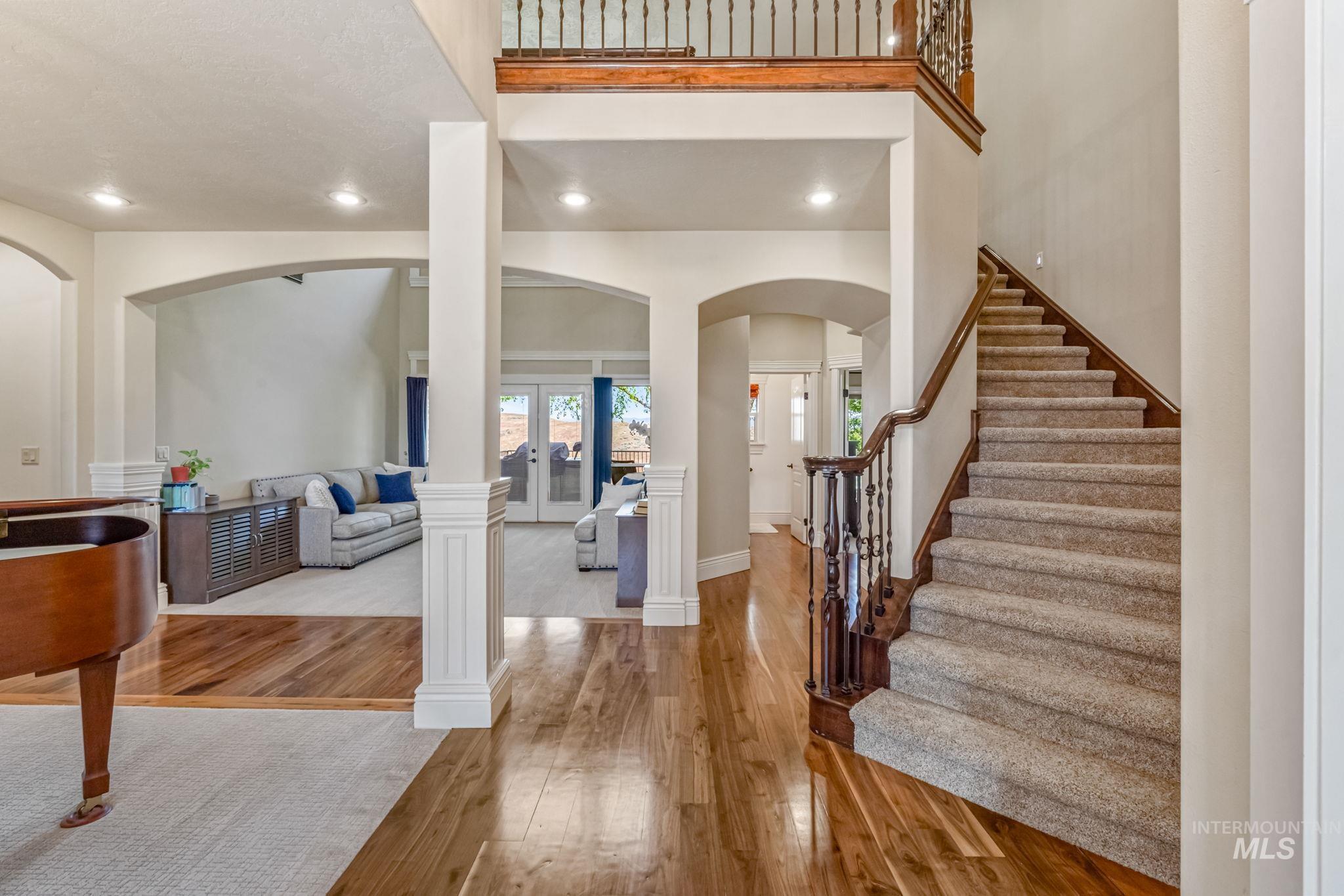 5908 N Highhill Place, Star, Idaho 83669, 6 Bedrooms, 5.5 Bathrooms, Residential For Sale, Price $1,550,000, 98947855