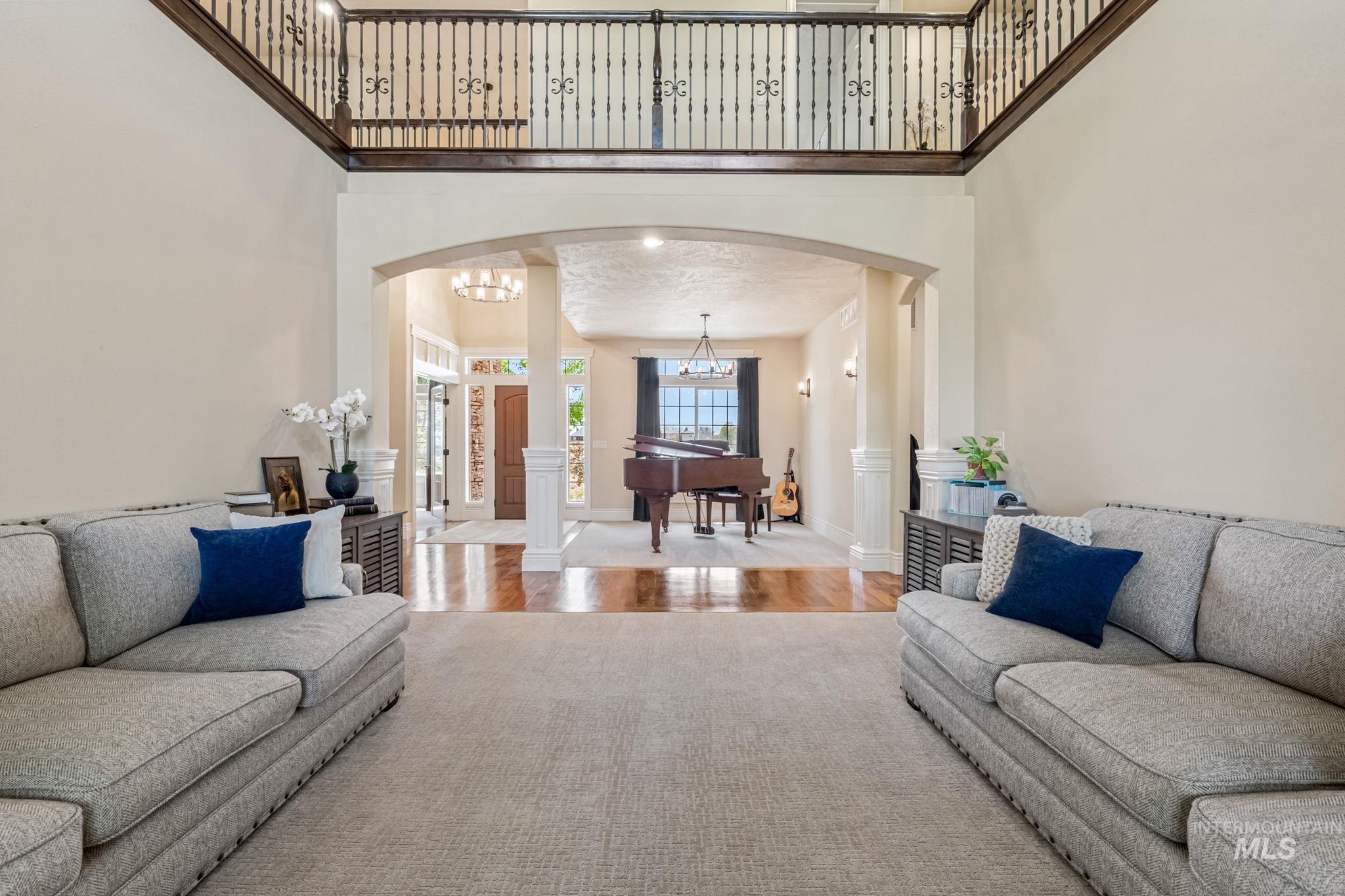 5908 N Highhill Place, Star, Idaho 83669, 6 Bedrooms, 5.5 Bathrooms, Residential For Sale, Price $1,550,000, 98947855