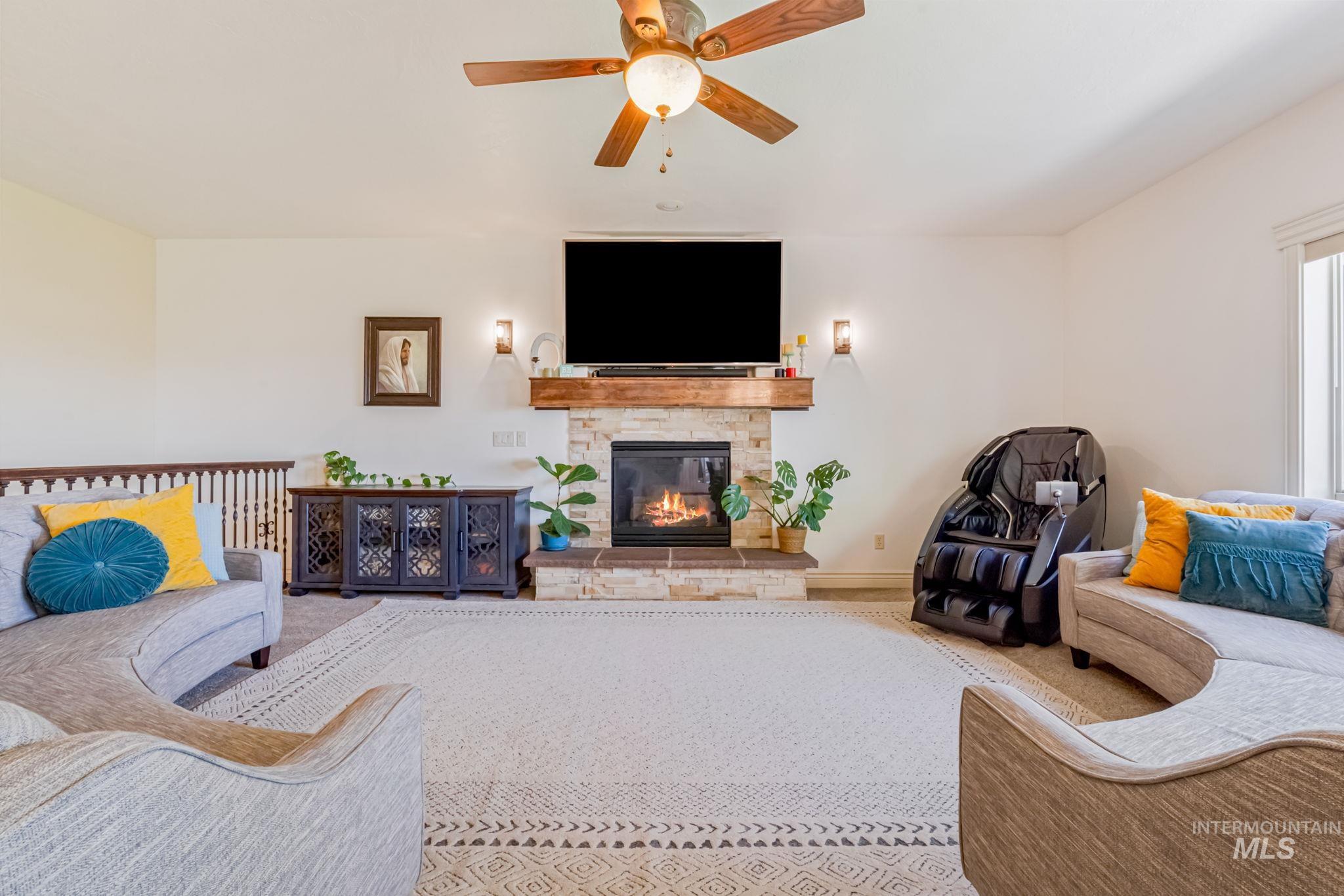 5908 N Highhill Place, Star, Idaho 83669, 6 Bedrooms, 5.5 Bathrooms, Residential For Sale, Price $1,550,000, 98947855