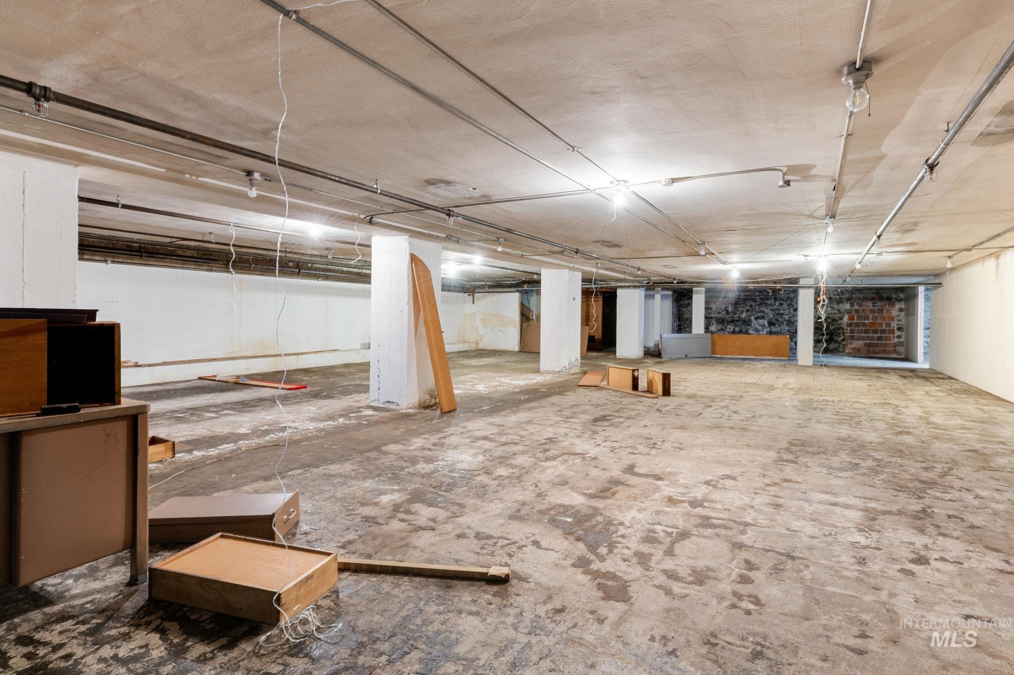 610 Main Street, Lewiston, Idaho 83501, Business/Commercial For Sale, Price $995,000, 98947872