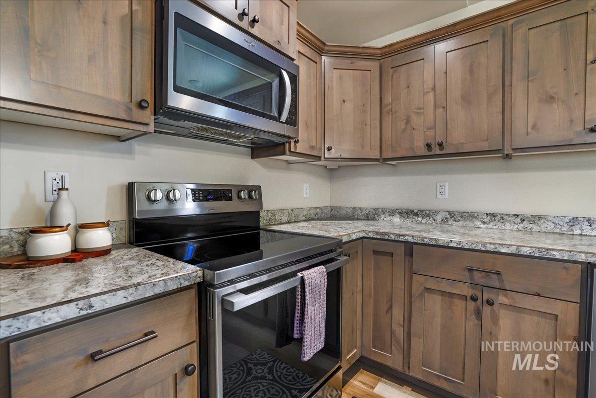 190 Bison Way, Fairfield, Idaho 83327, 3 Bedrooms, 2 Bathrooms, Residential For Sale, Price $410,000, 98947924