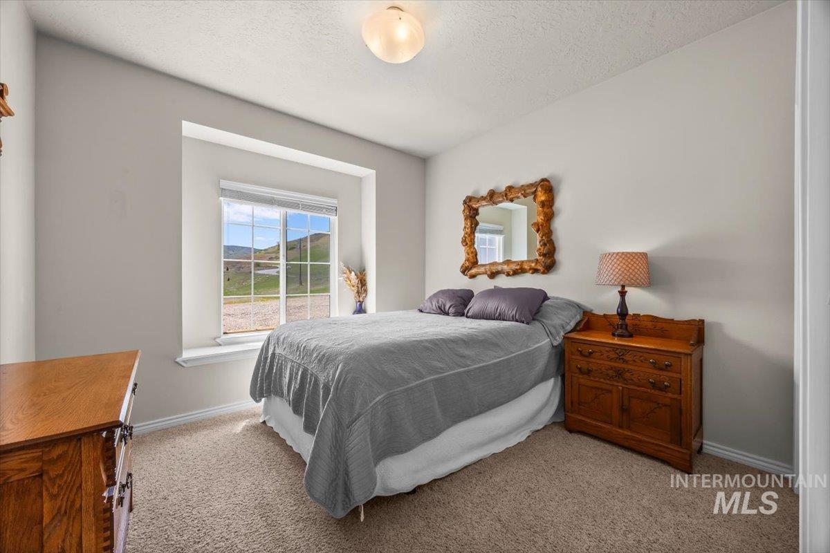 160 Summit Ridge Road, Horseshoe Bend, Idaho 83629, 3 Bedrooms, 3 Bathrooms, Residential For Sale, Price $799,900, 98947936