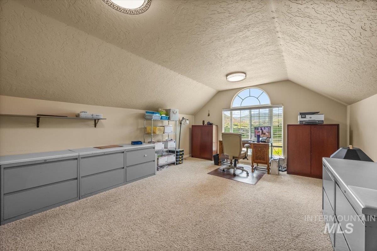160 Summit Ridge Road, Horseshoe Bend, Idaho 83629, 3 Bedrooms, 3 Bathrooms, Residential For Sale, Price $799,900, 98947936