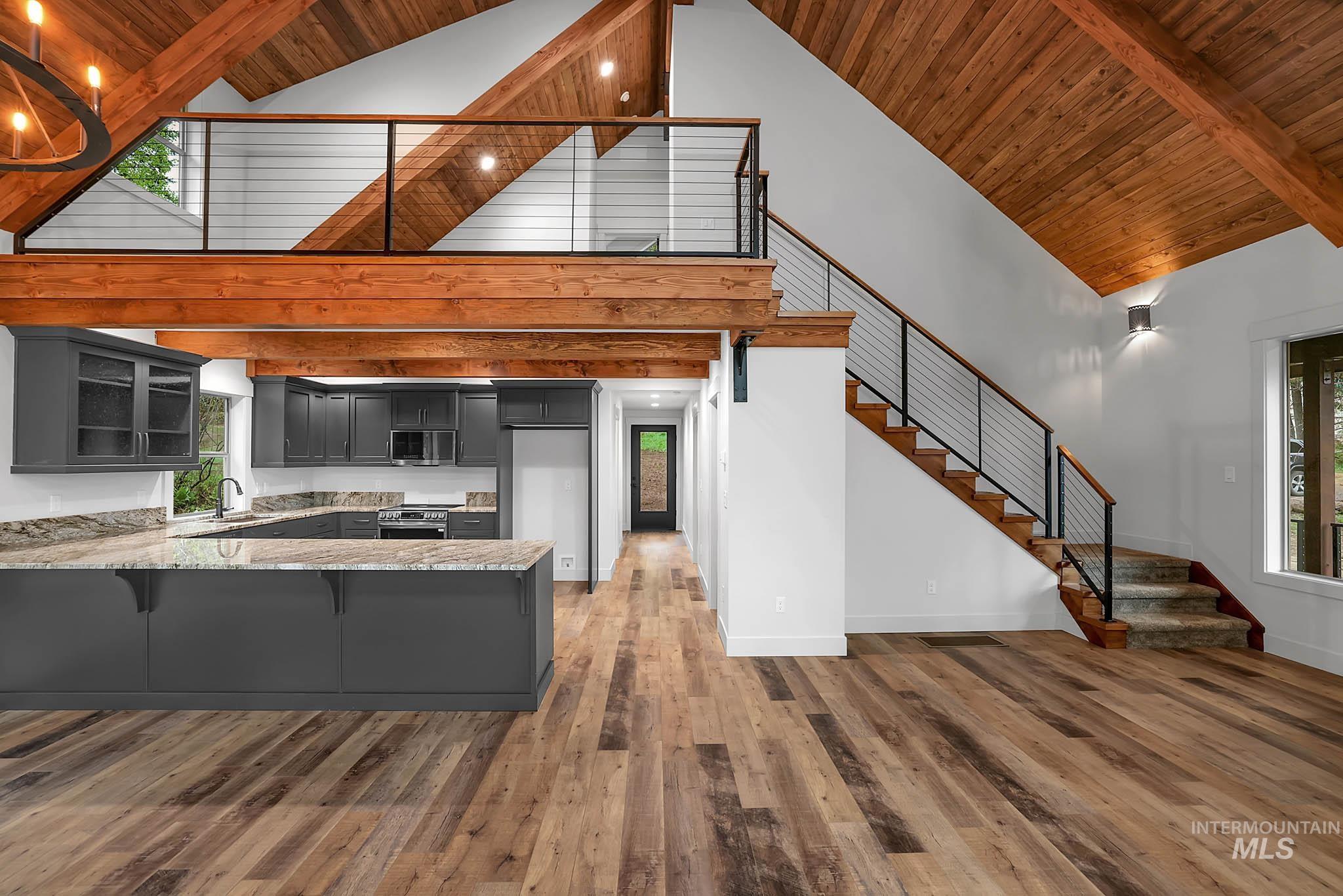 1 Caribou Parkway, Cascade, Idaho 83611, 3 Bedrooms, 2 Bathrooms, Residential For Sale, Price $667,700, 98947940