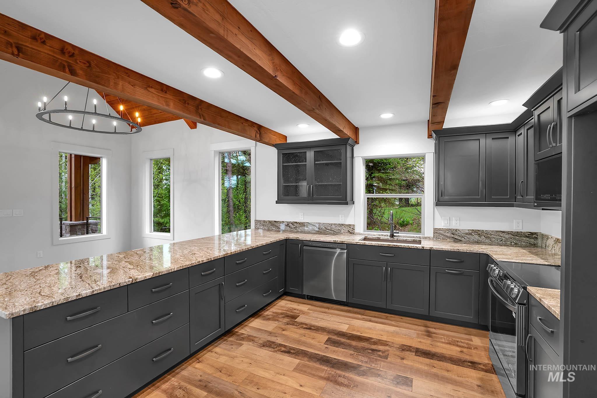 1 Caribou Parkway, Cascade, Idaho 83611, 3 Bedrooms, 2 Bathrooms, Residential For Sale, Price $667,700, 98947940