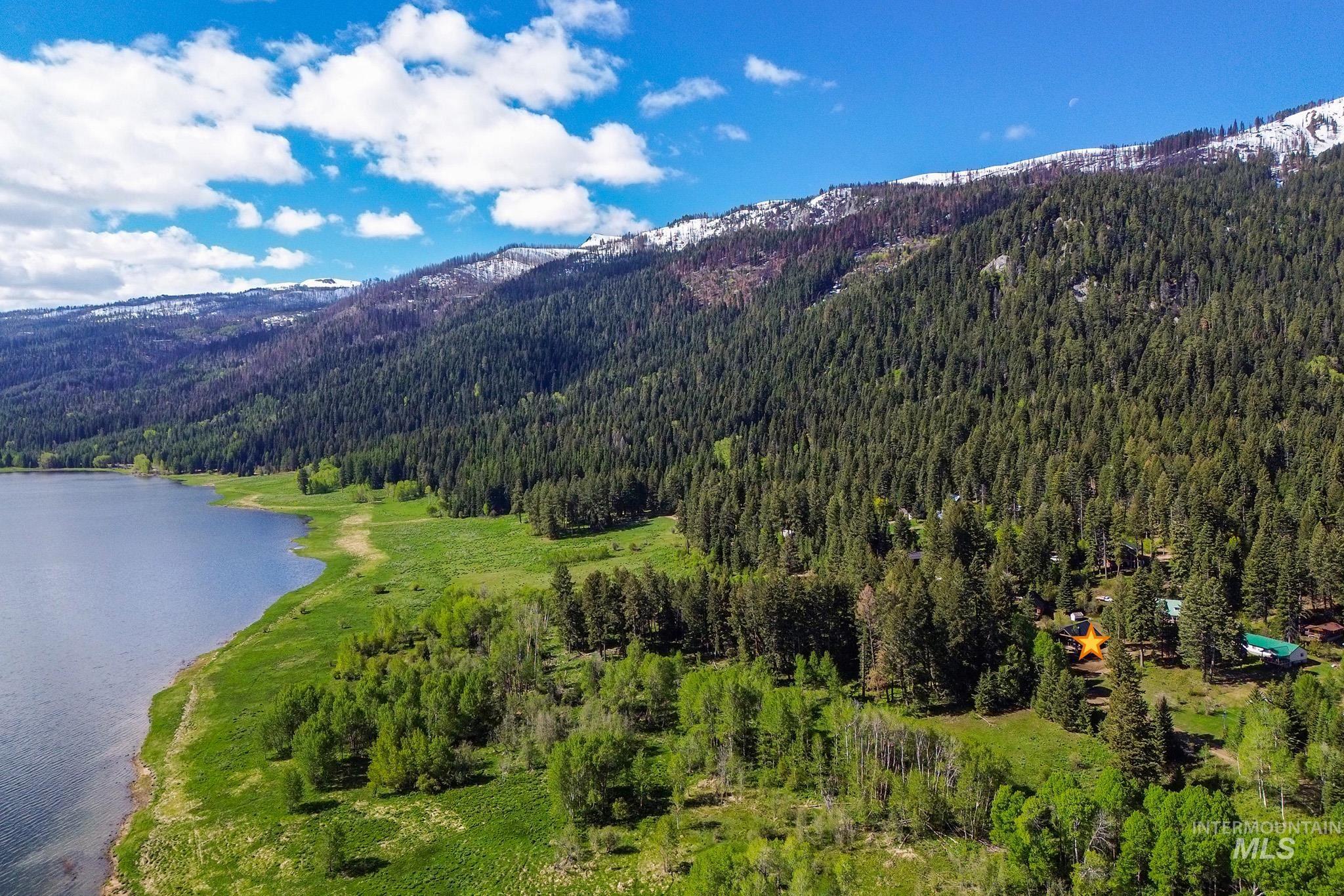 1 Caribou Parkway, Cascade, Idaho 83611, 3 Bedrooms, 2 Bathrooms, Residential For Sale, Price $667,700, 98947940