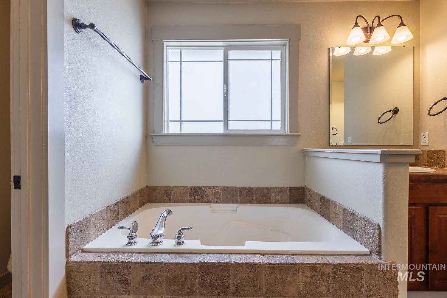 11965 Goldfinch St, Caldwell, Idaho 83605, 4 Bedrooms, 2.5 Bathrooms, Residential For Sale, Price $444,900, 98947949