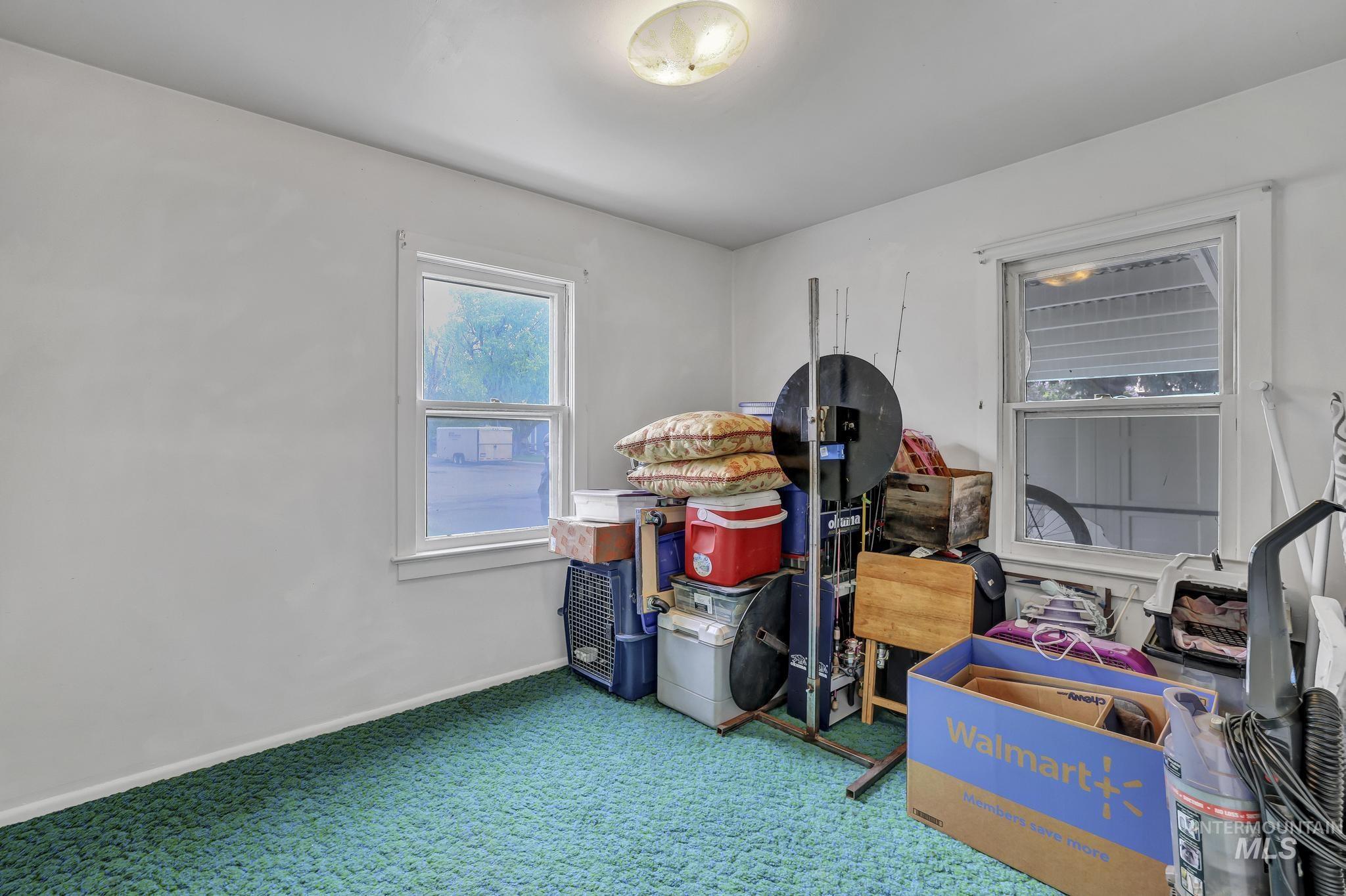 420 E 3rd St, Shoshone, Idaho 83352, 3 Bedrooms, 1 Bathroom, Residential For Sale, Price $289,000,MLS 98947988