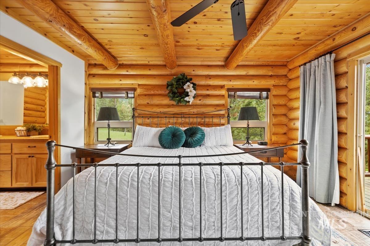 25 Bobcat Court, Garden Valley, Idaho 83622, 5 Bedrooms, 3.5 Bathrooms, Residential For Sale, Price $1,425,000,MLS 98948043