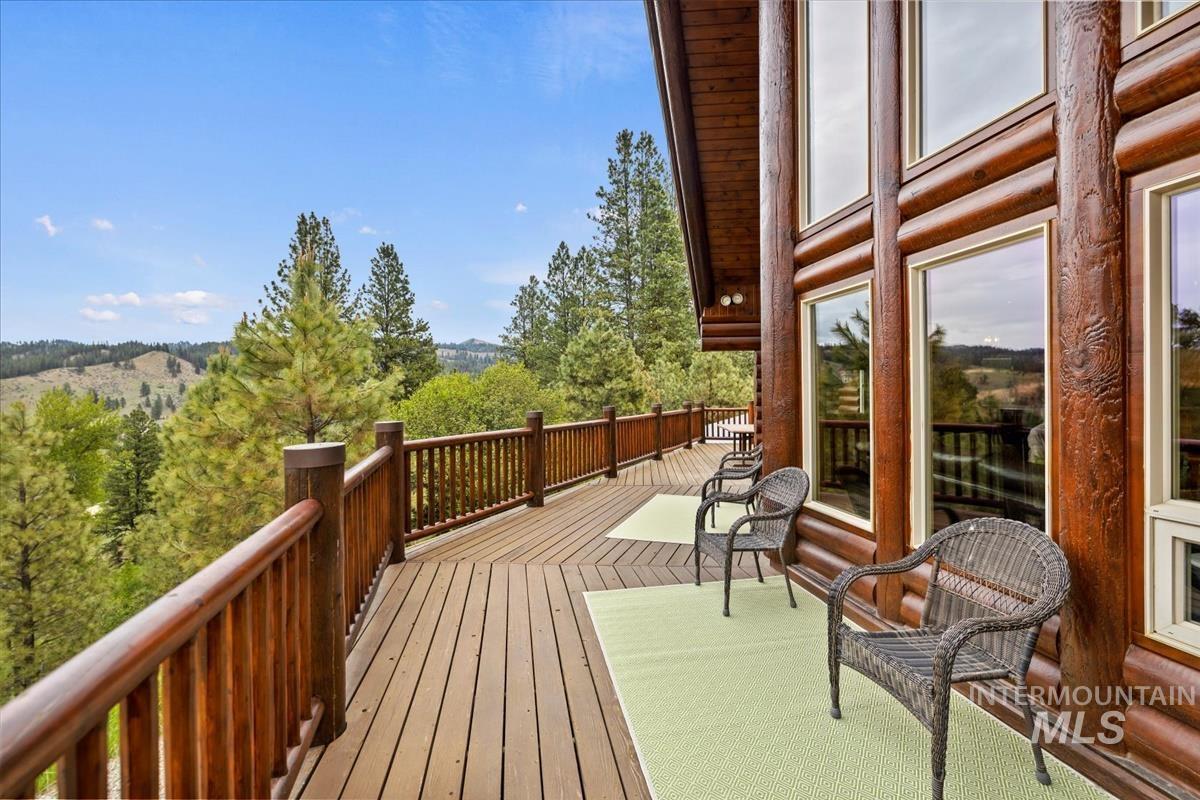 25 Bobcat Court, Garden Valley, Idaho 83622, 5 Bedrooms, 3.5 Bathrooms, Residential For Sale, Price $1,425,000,MLS 98948043