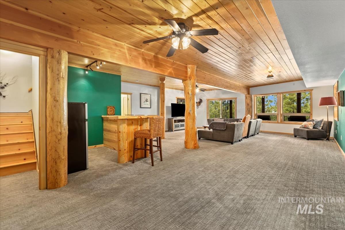 25 Bobcat Court, Garden Valley, Idaho 83622, 5 Bedrooms, 3.5 Bathrooms, Residential For Sale, Price $1,425,000,MLS 98948043