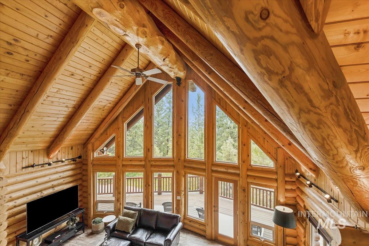 25 Bobcat Court, Garden Valley, Idaho 83622, 5 Bedrooms, 3.5 Bathrooms, Residential For Sale, Price $1,425,000,MLS 98948043