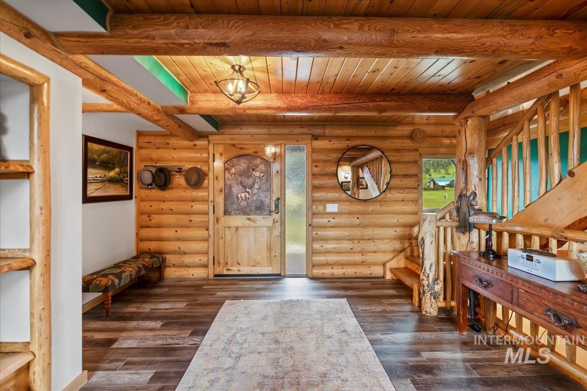 25 Bobcat Court, Garden Valley, Idaho 83622, 5 Bedrooms, 3.5 Bathrooms, Residential For Sale, Price $1,425,000,MLS 98948043