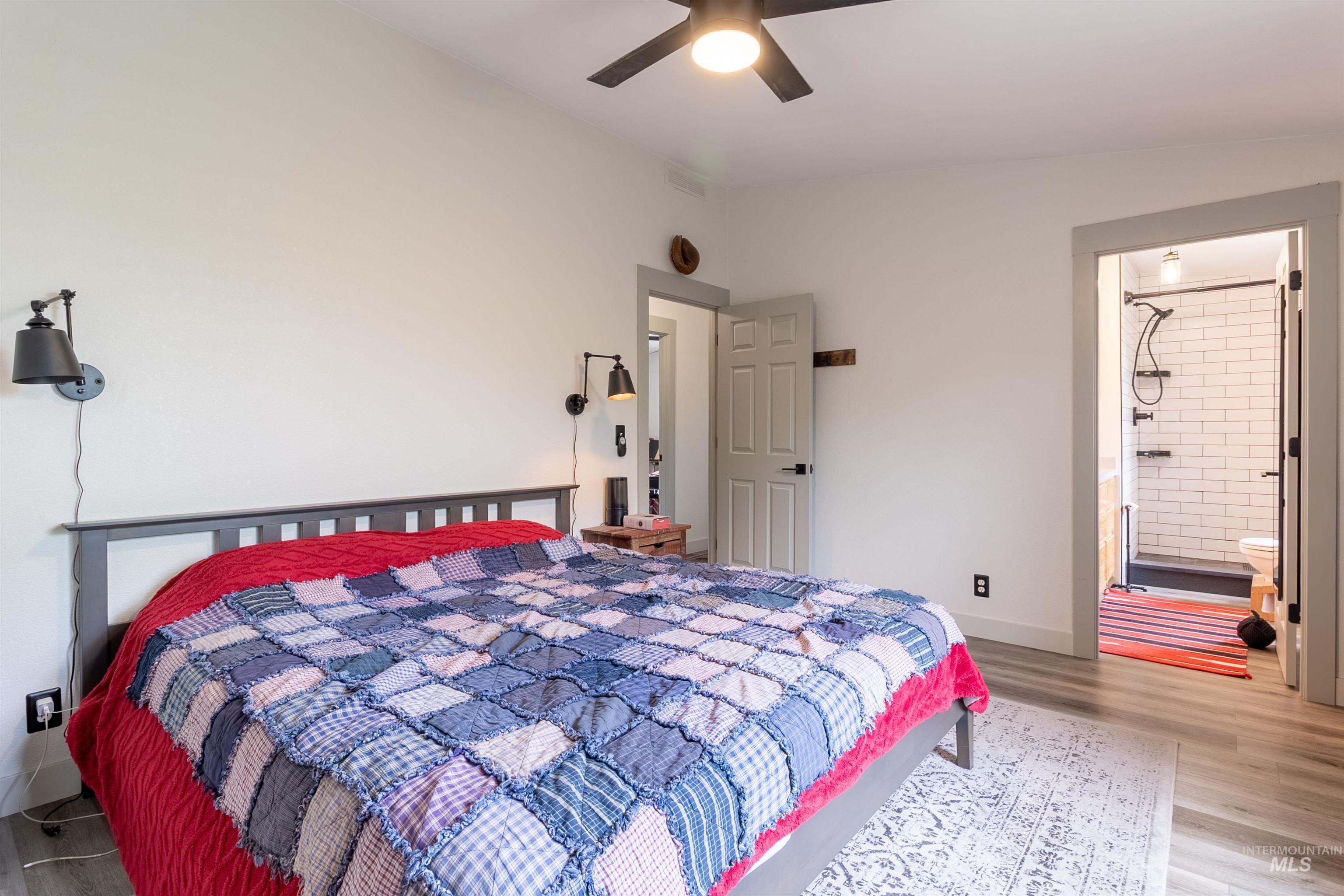 609 N Almon, Moscow, Idaho 83843, 3 Bedrooms, 2 Bathrooms, Residential For Sale, Price $140,000,MLS 98948059