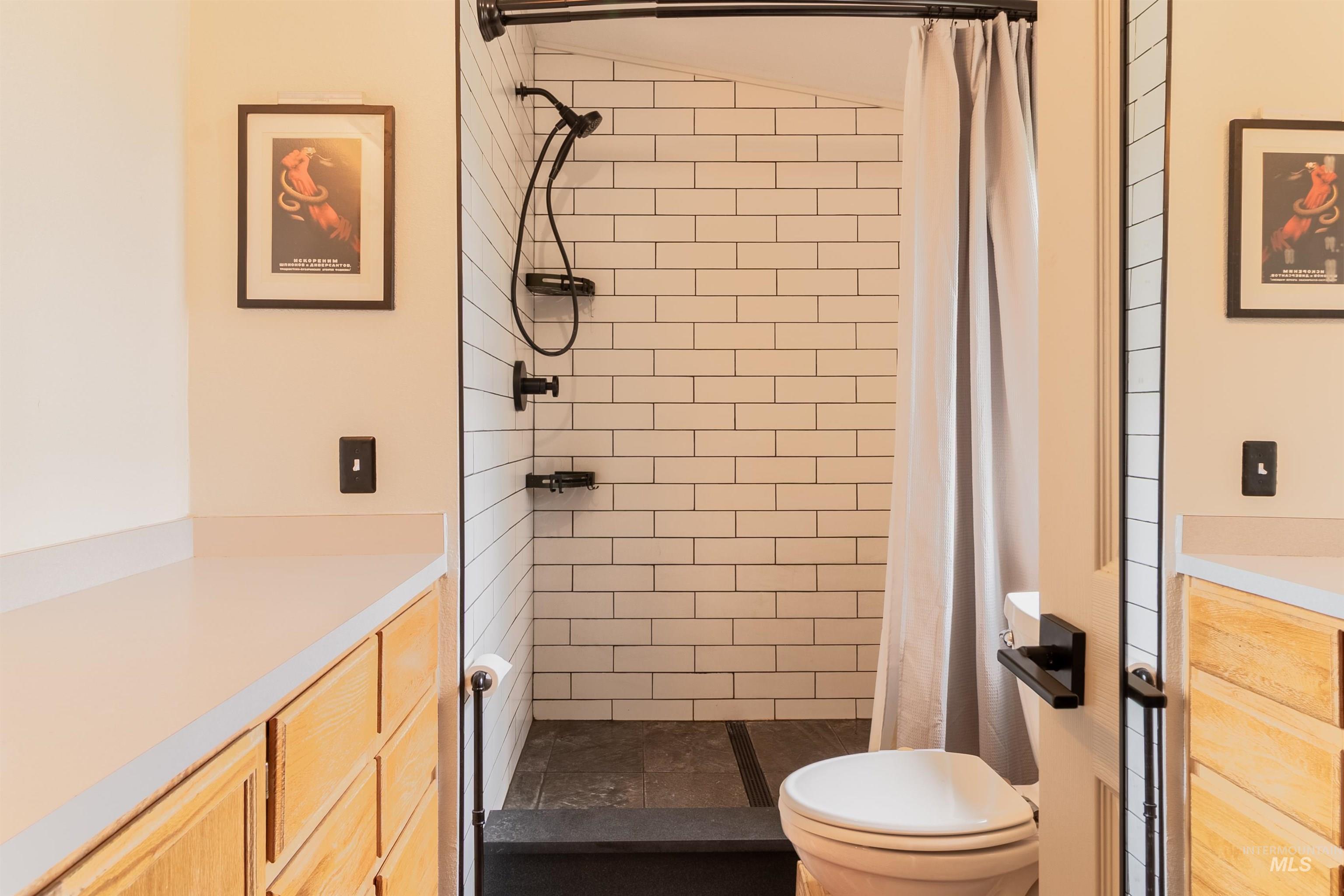 609 N Almon, Moscow, Idaho 83843, 3 Bedrooms, 2 Bathrooms, Residential For Sale, Price $140,000,MLS 98948059