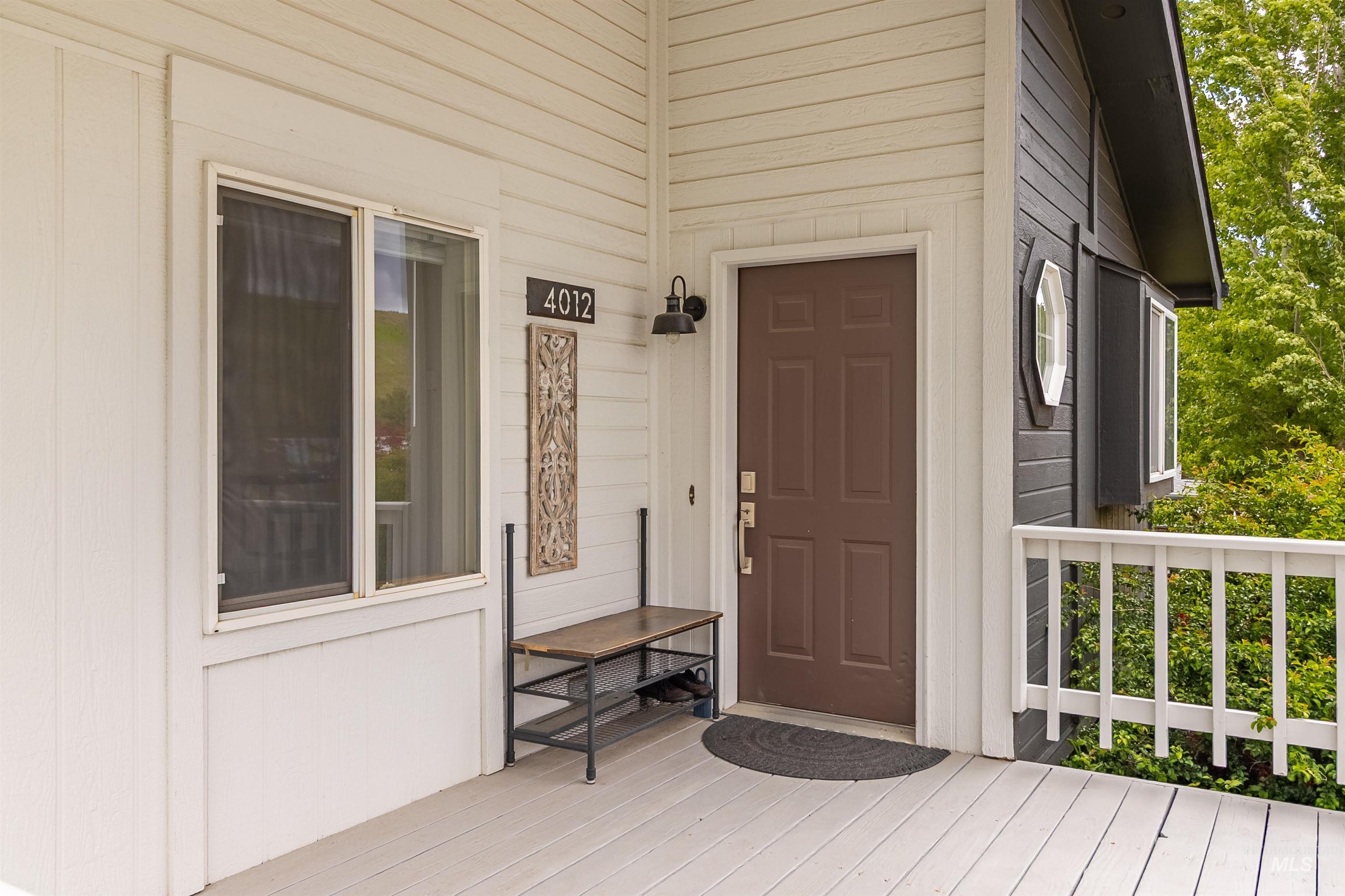 609 N Almon, Moscow, Idaho 83843, 3 Bedrooms, 2 Bathrooms, Residential For Sale, Price $140,000,MLS 98948059