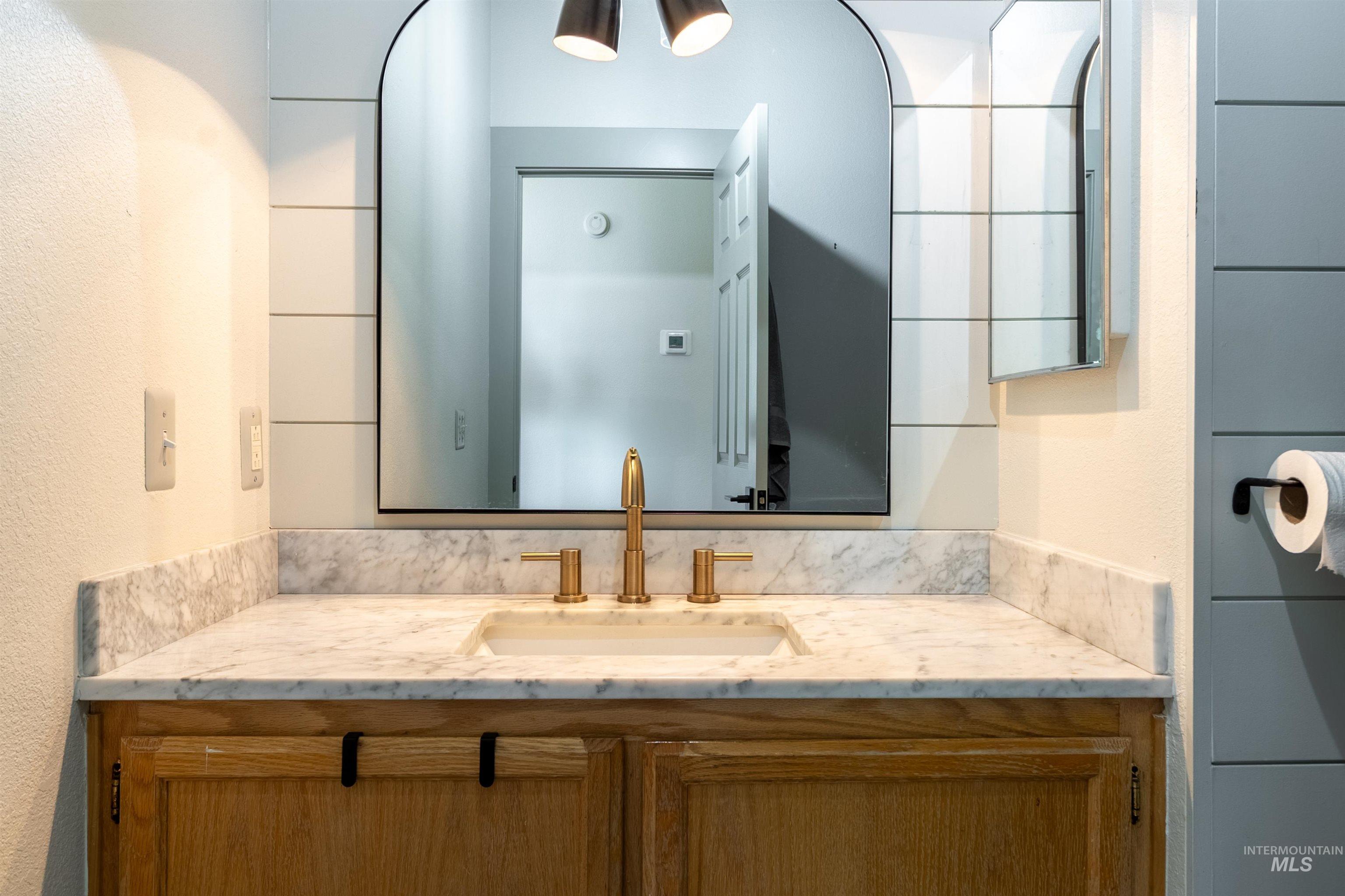 609 N Almon, Moscow, Idaho 83843, 3 Bedrooms, 2 Bathrooms, Residential For Sale, Price $140,000,MLS 98948059