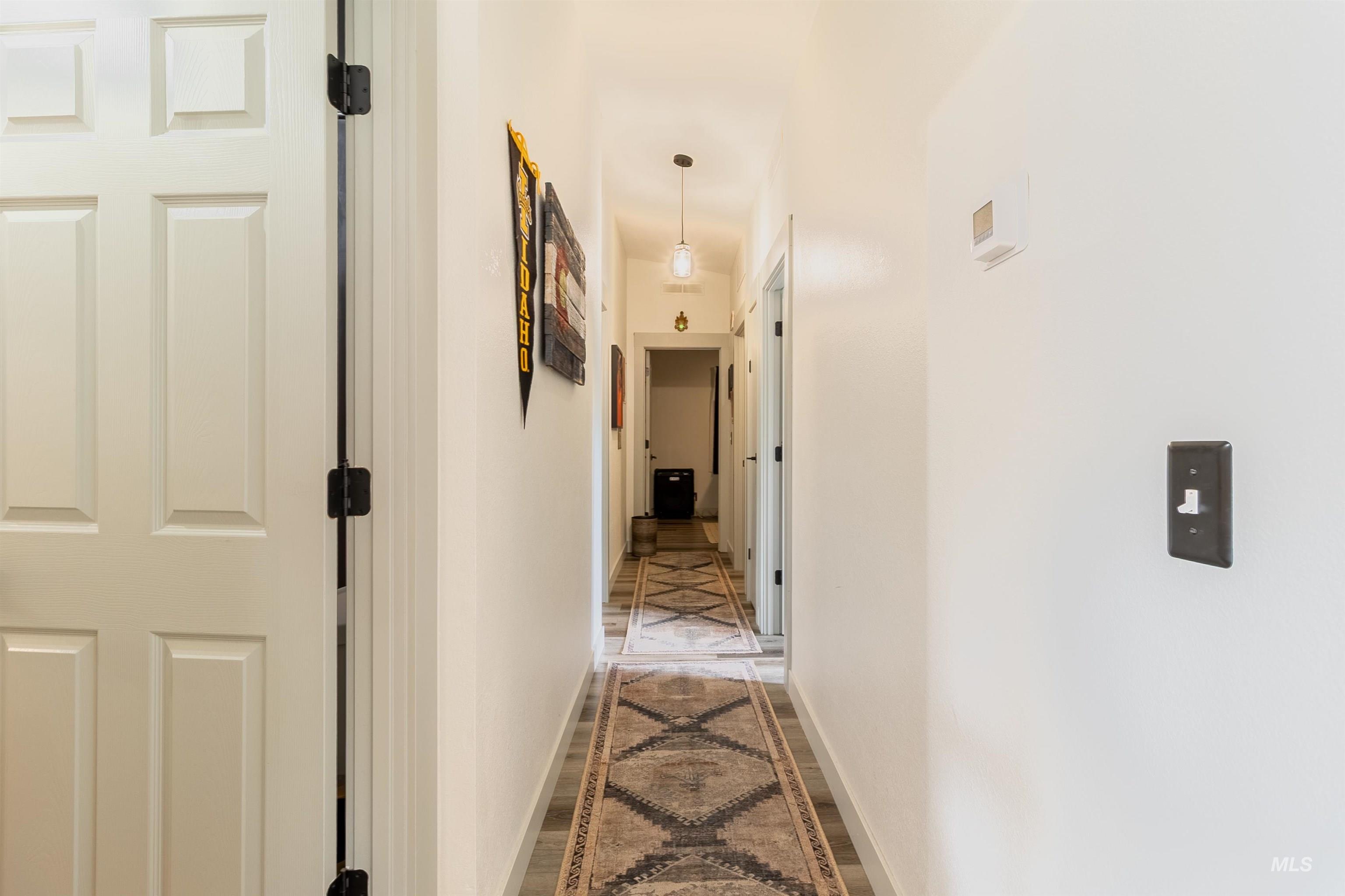 609 N Almon, Moscow, Idaho 83843, 3 Bedrooms, 2 Bathrooms, Residential For Sale, Price $140,000,MLS 98948059